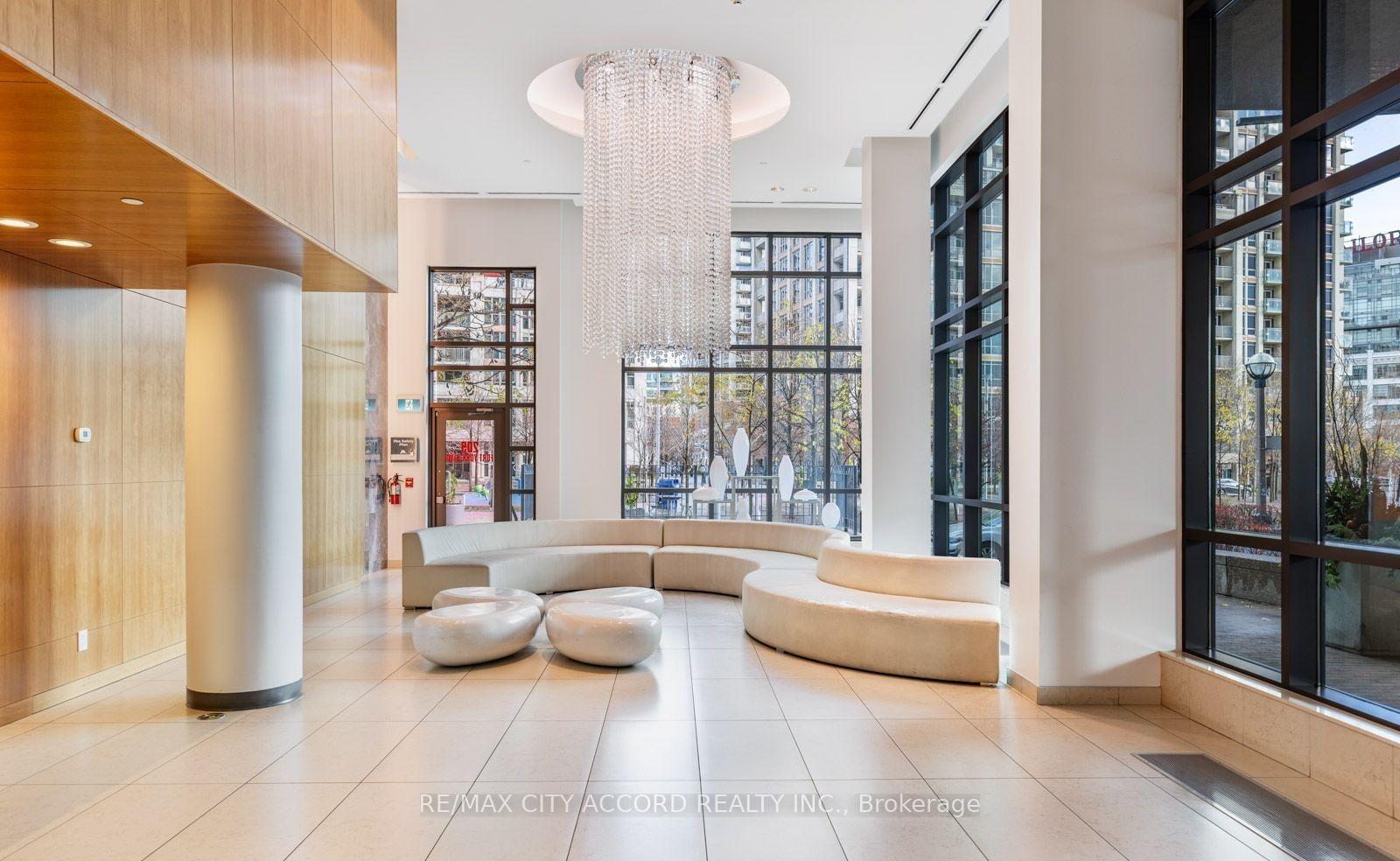 Photo 22 of Unit 378, 209 Fort York Boulevard, Toronto, Niagara — HOMEH