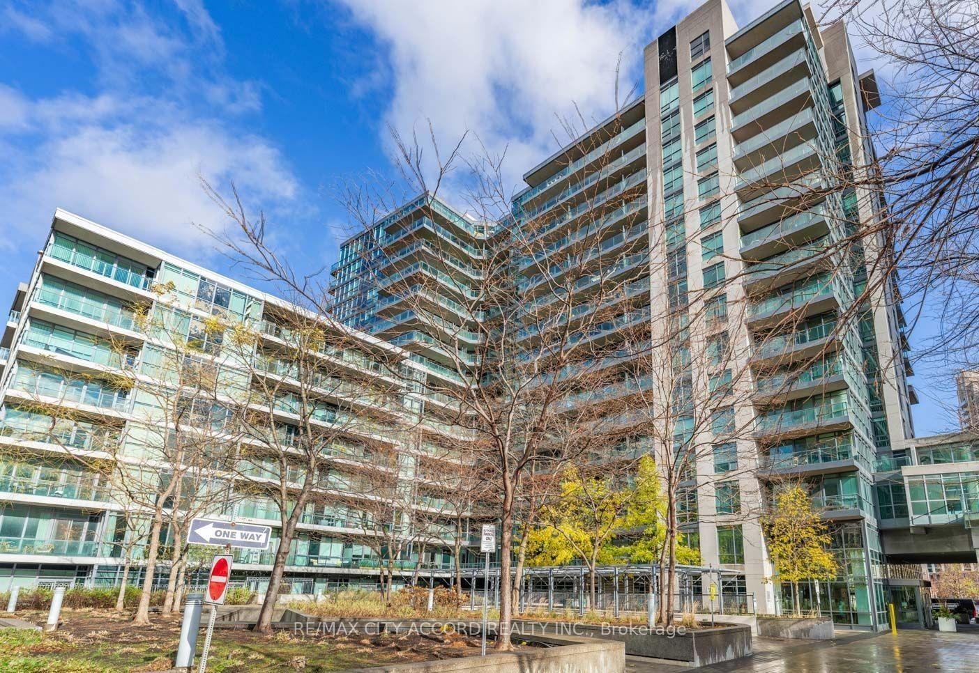 Front of Unit 378, 209 Fort York Boulevard