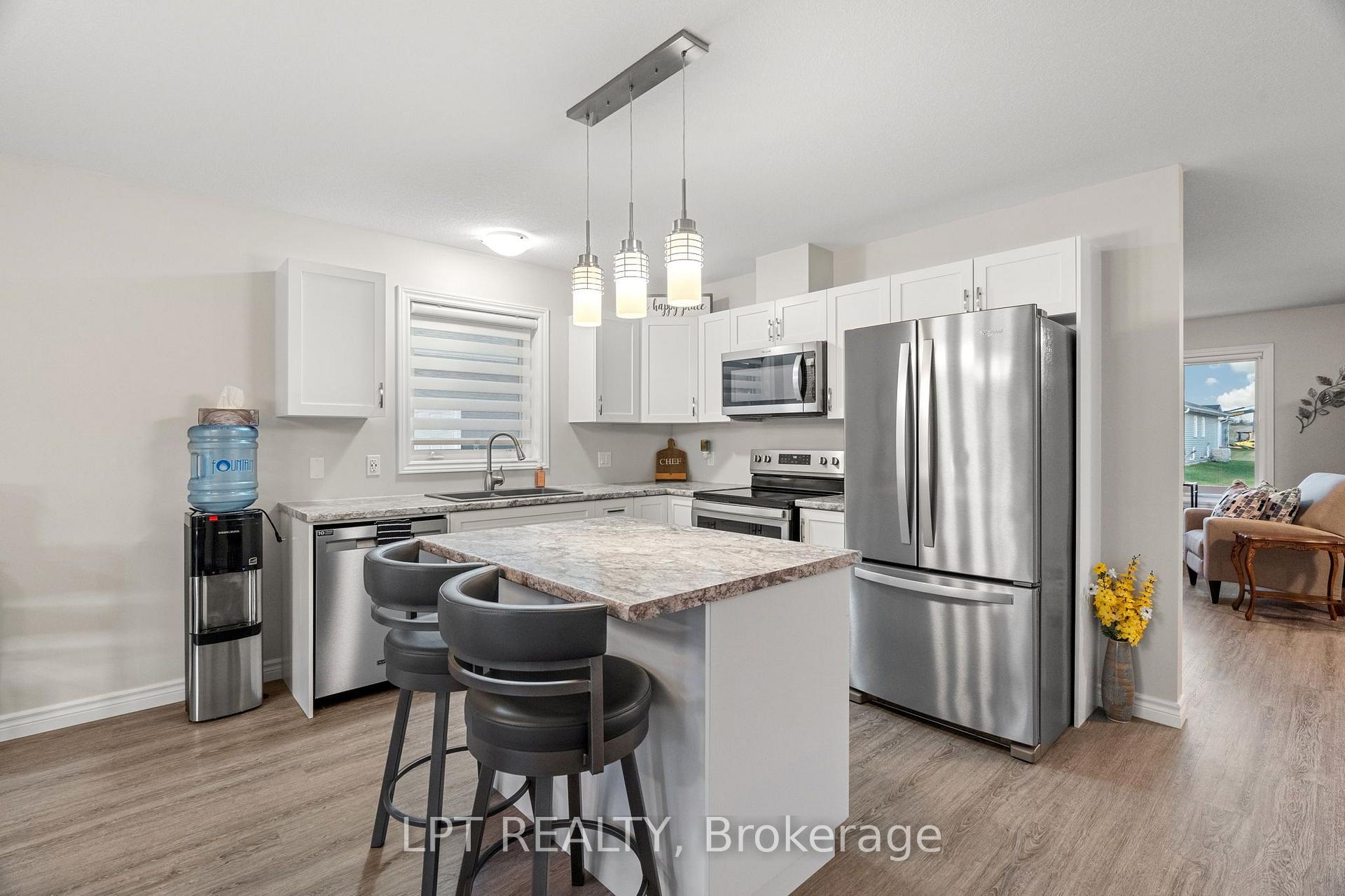 Photo 30 of 102 Huron Heights Drive, Ashfield-Colborne-Wawanosh, Colborne — HOMEH