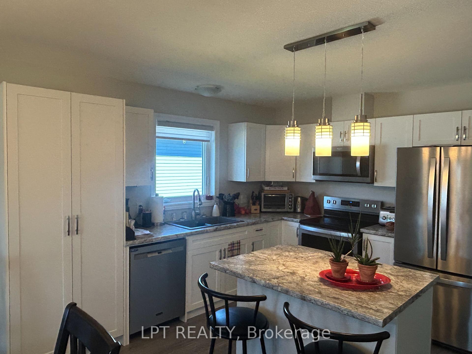 Photo 41 of 102 Huron Heights Drive, Ashfield-Colborne-Wawanosh, Colborne — HOMEH