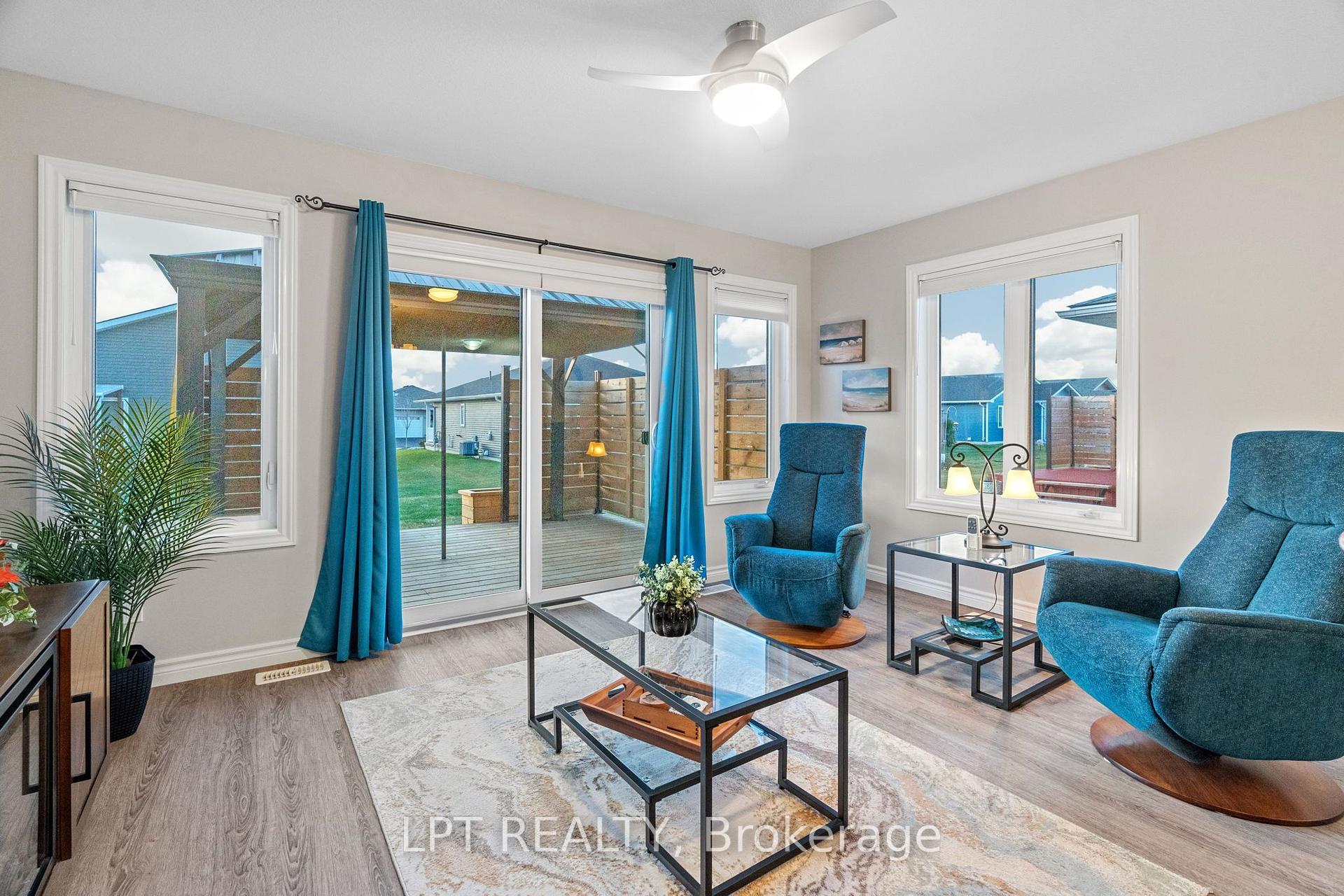 Photo 47 of 102 Huron Heights Drive, Ashfield-Colborne-Wawanosh, Colborne — HOMEH