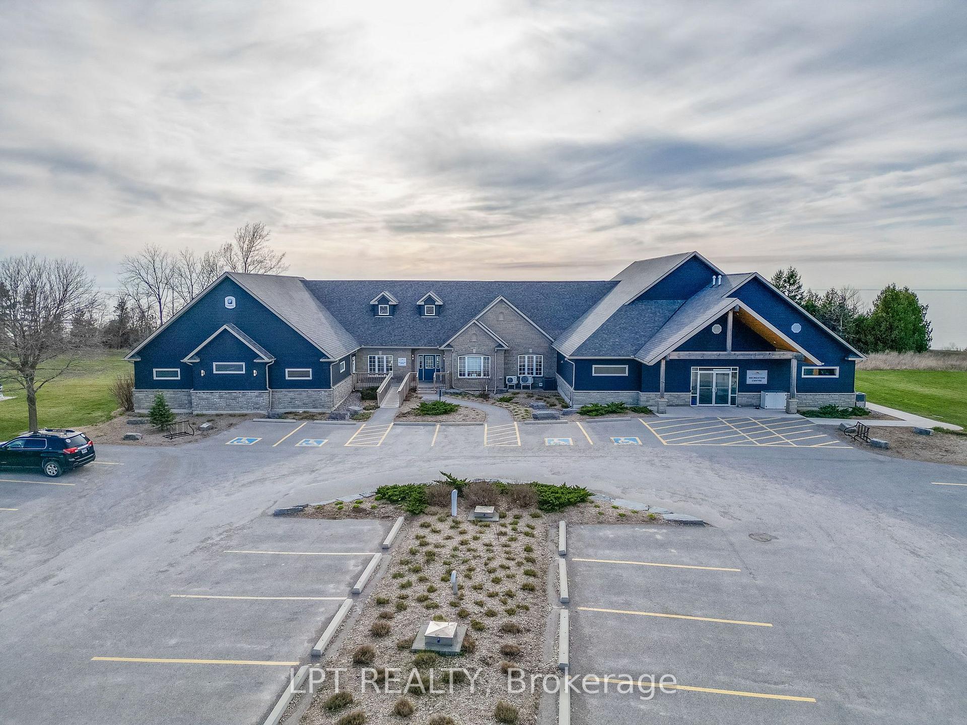 Photo 61 of 102 Huron Heights Drive, Ashfield-Colborne-Wawanosh, Colborne — HOMEH