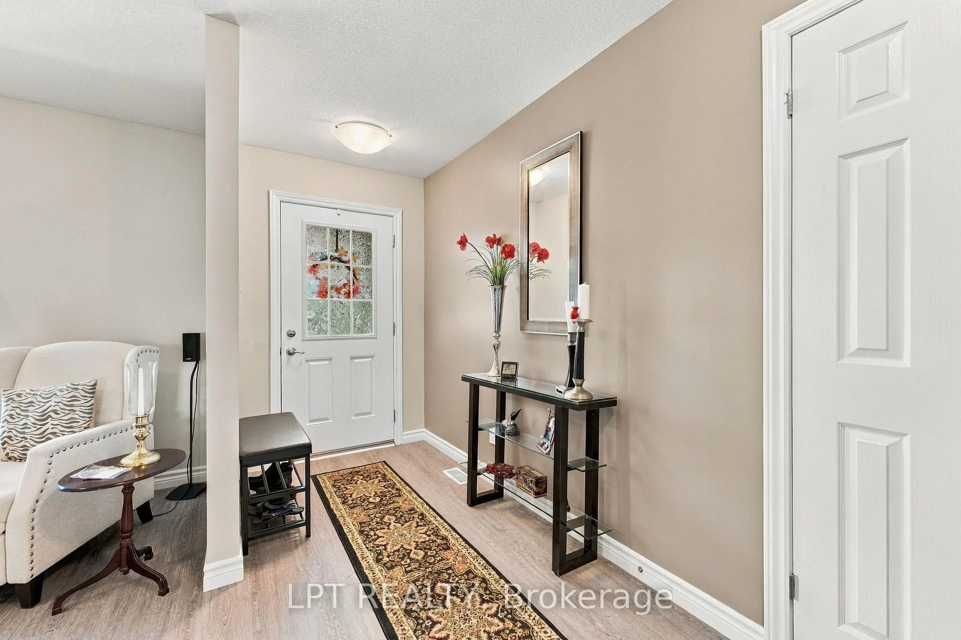 Photo 23 of 102 Huron Heights Drive, Ashfield-Colborne-Wawanosh, Colborne — HOMEH