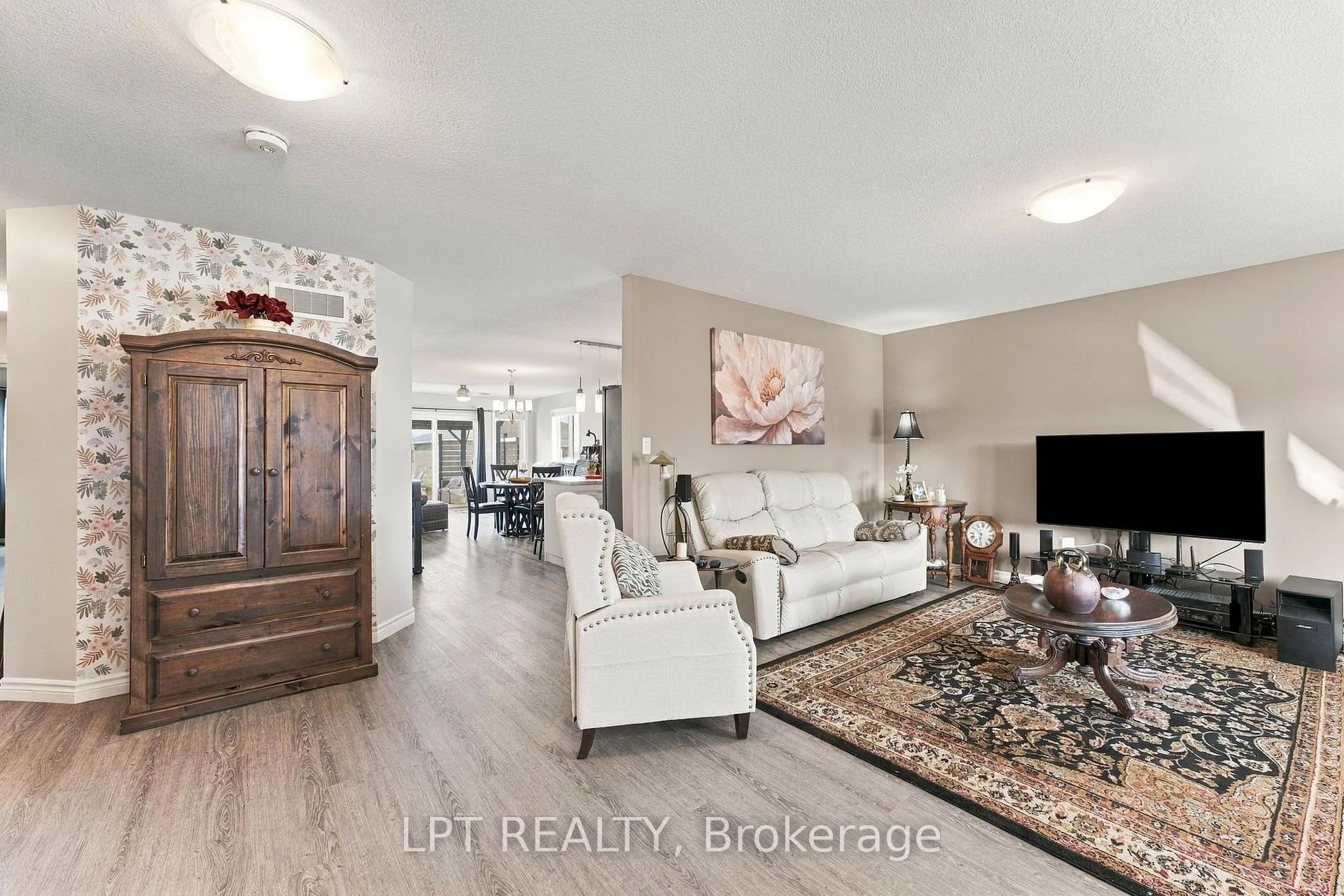 Photo 29 of 102 Huron Heights Drive, Ashfield-Colborne-Wawanosh, Colborne — HOMEH