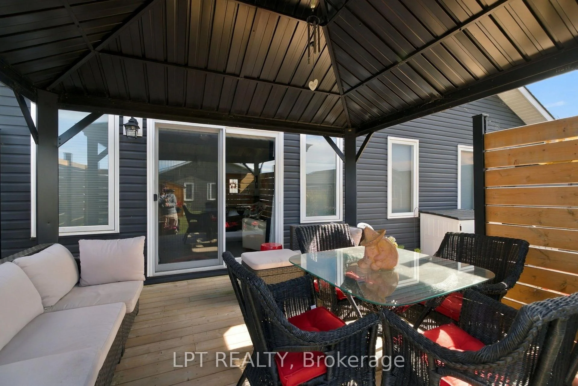 Photo 91 of 102 Huron Heights Drive, Ashfield-Colborne-Wawanosh, Colborne — HOMEH