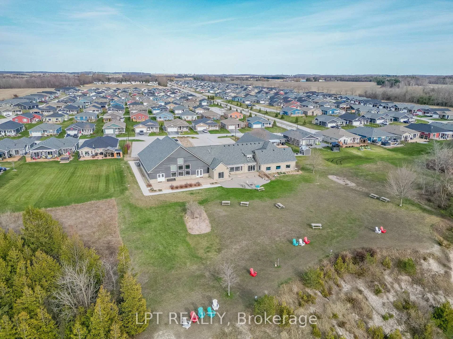 Photo 100 of 102 Huron Heights Drive, Ashfield-Colborne-Wawanosh, Colborne — HOMEH
