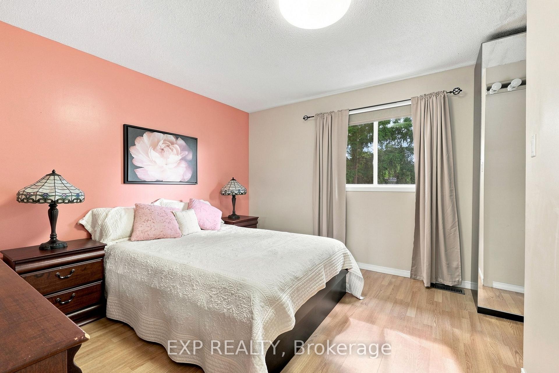 Photo 18 of 30 Albert Street, Russell, Embrun — HOMEH