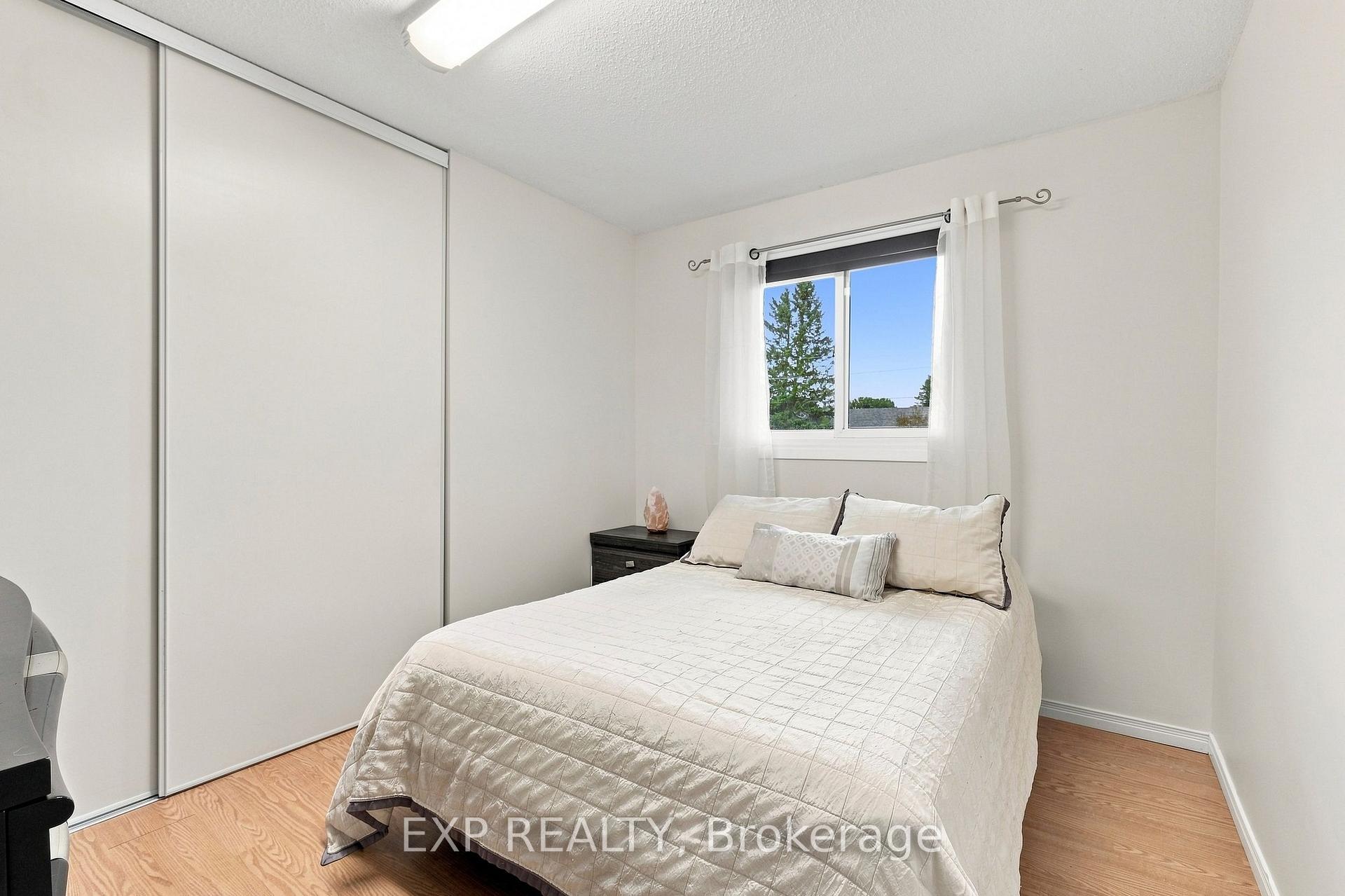 Photo 19 of 30 Albert Street, Russell, Embrun — HOMEH