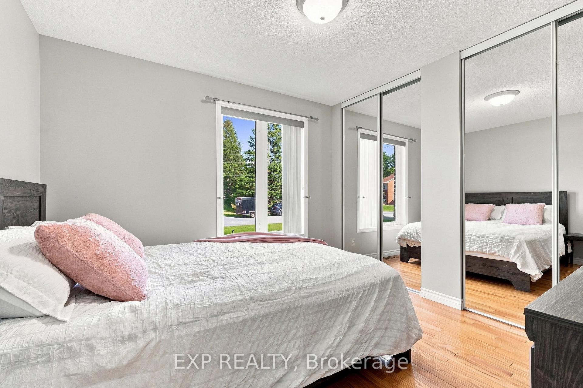 Photo 31 of 30 Albert Street, Russell, Embrun — HOMEH