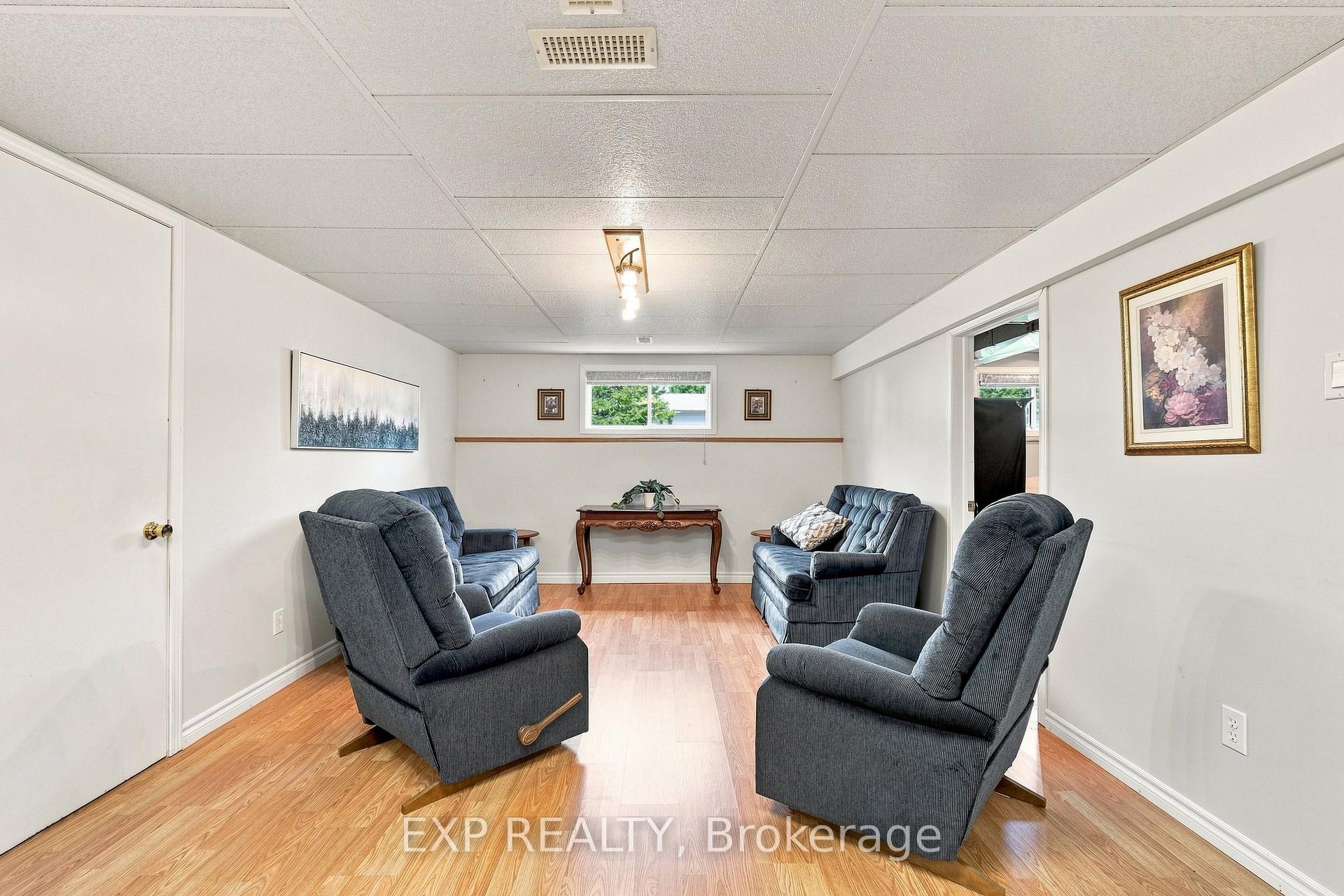 Photo 35 of 30 Albert Street, Russell, Embrun — HOMEH