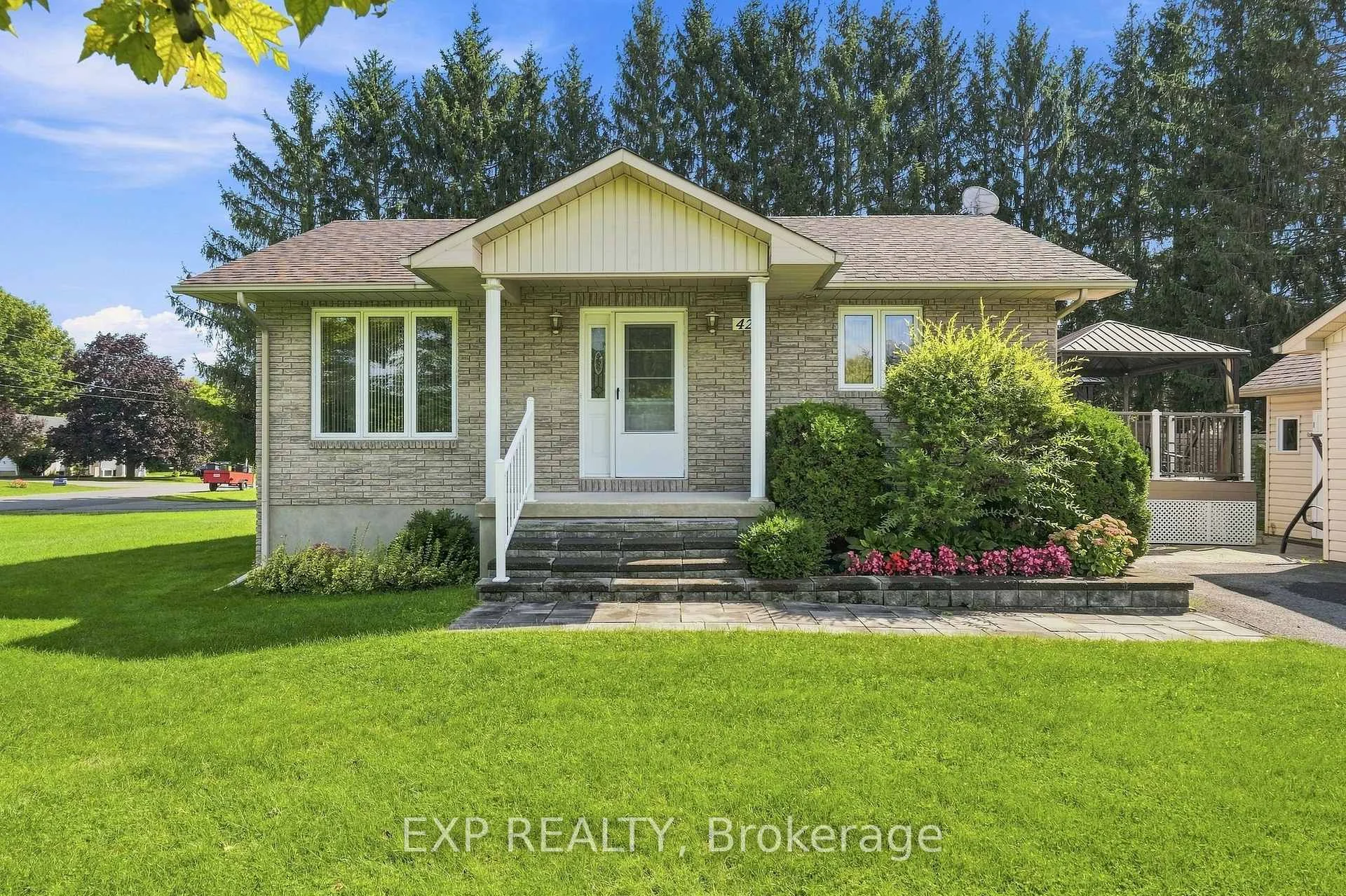 Photo 28 of 30 Albert Street, Russell, Embrun — HOMEH
