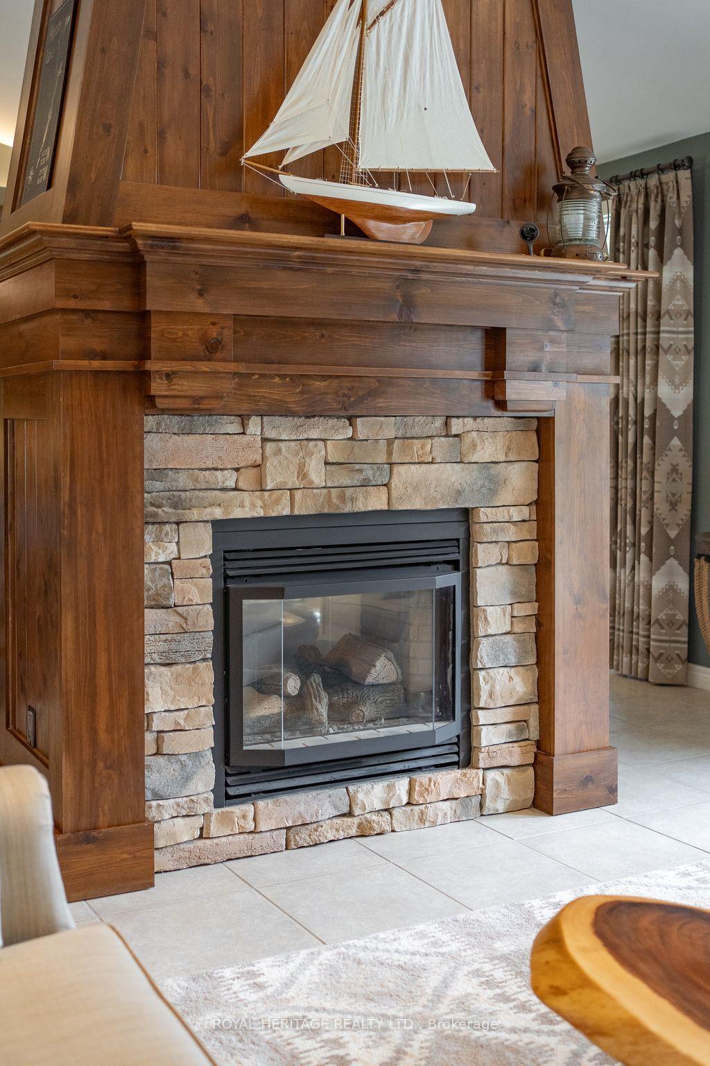 Photo 10 of 120 Mcgregor Drive, Kawartha Lakes, Bobcaygeon — HOMEH