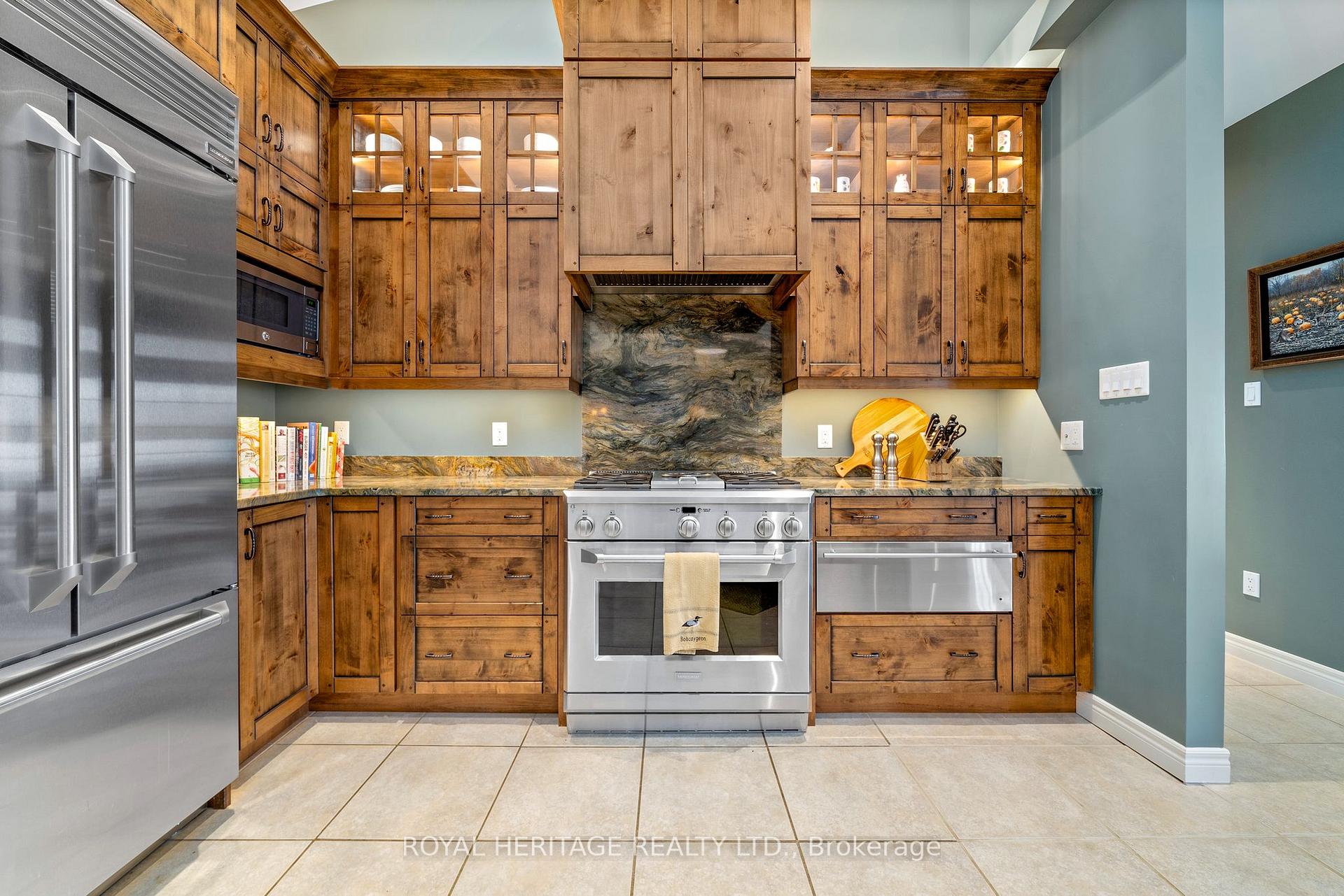 Photo 16 of 120 Mcgregor Drive, Kawartha Lakes, Bobcaygeon — HOMEH