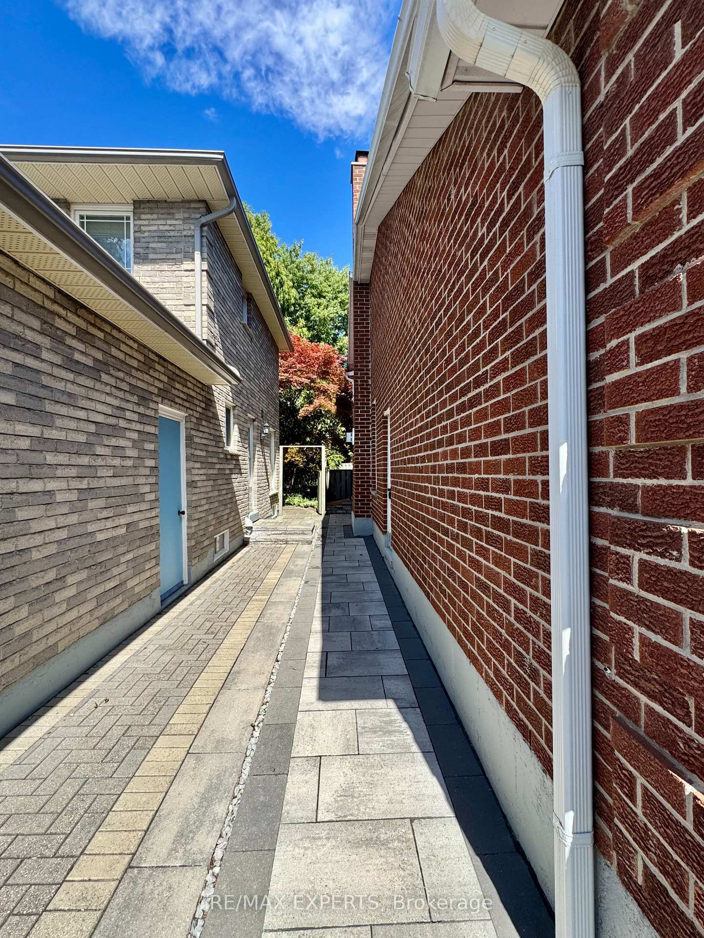 Photo 16 of Unit Basement, 19 Eleanor Circle, Richmond Hill, South Richvale — HOMEH