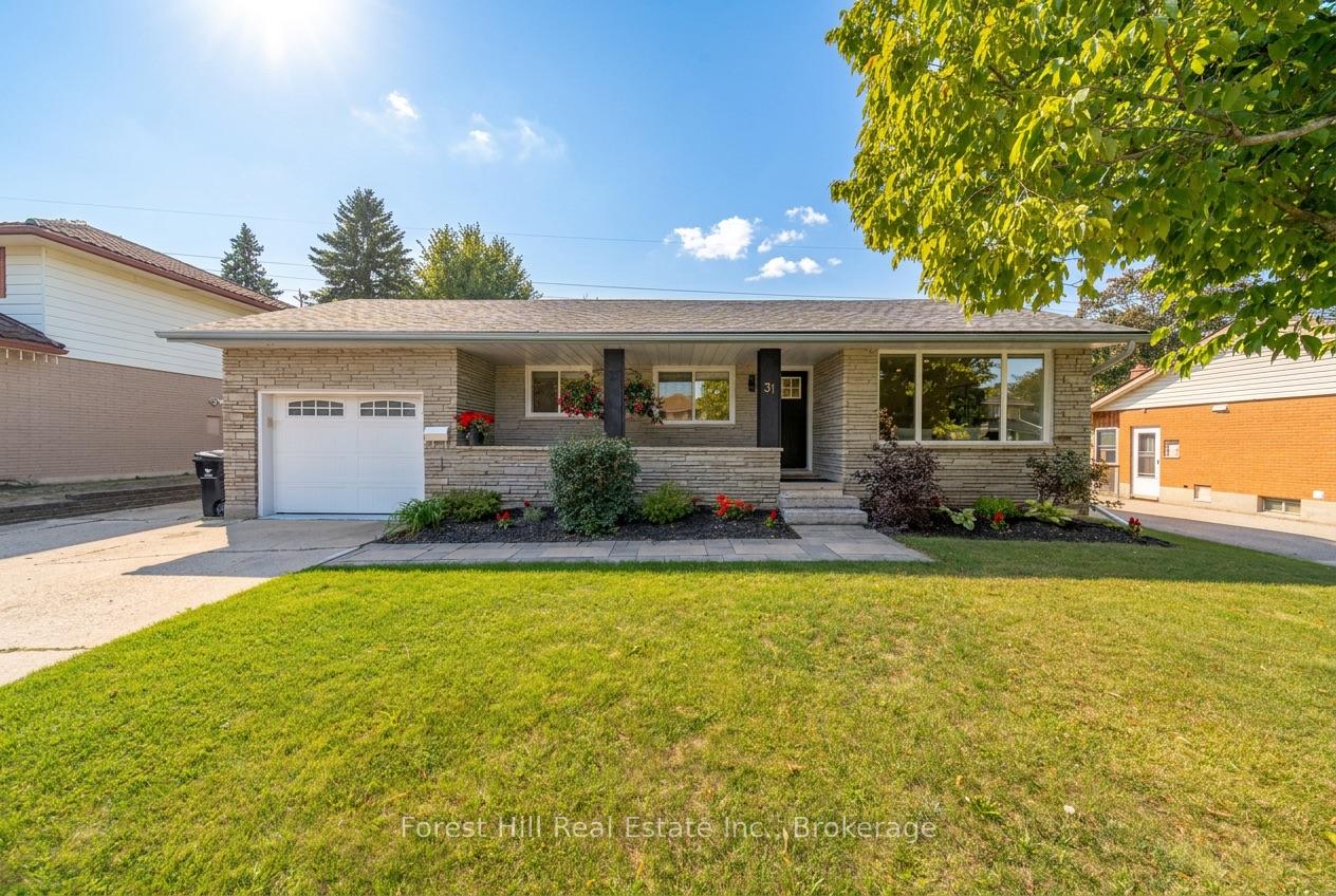 Photo 1 of 31 Gay Crescent, Kitchener, Stanley Park — HOMEH