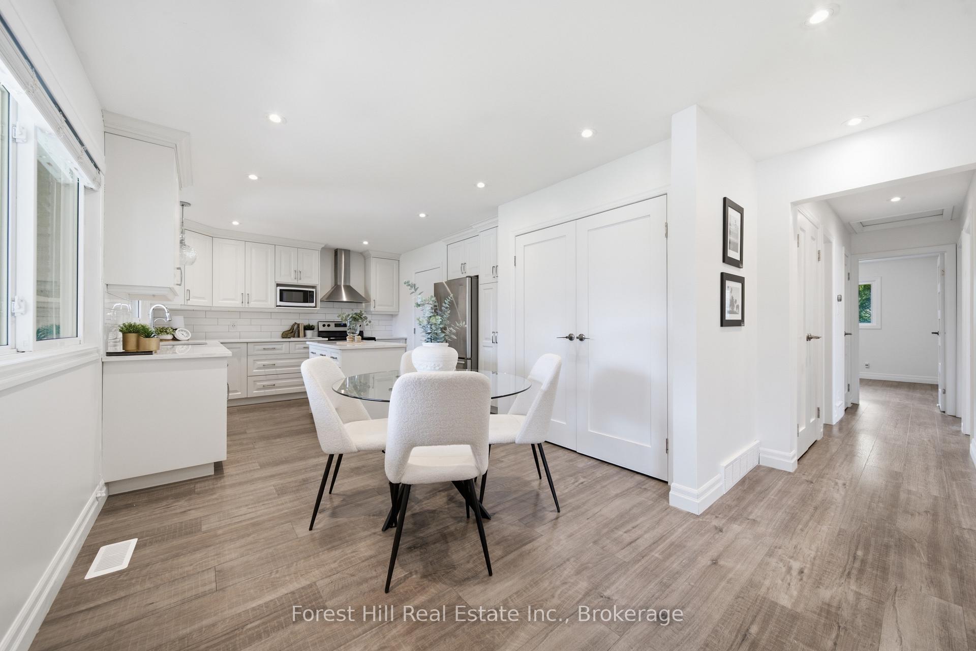Photo 10 of 31 Gay Crescent, Kitchener, Stanley Park — HOMEH