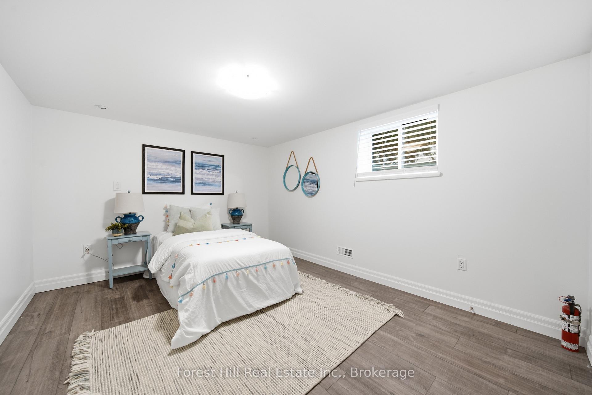 Photo 30 of 31 Gay Crescent, Kitchener, Stanley Park — HOMEH