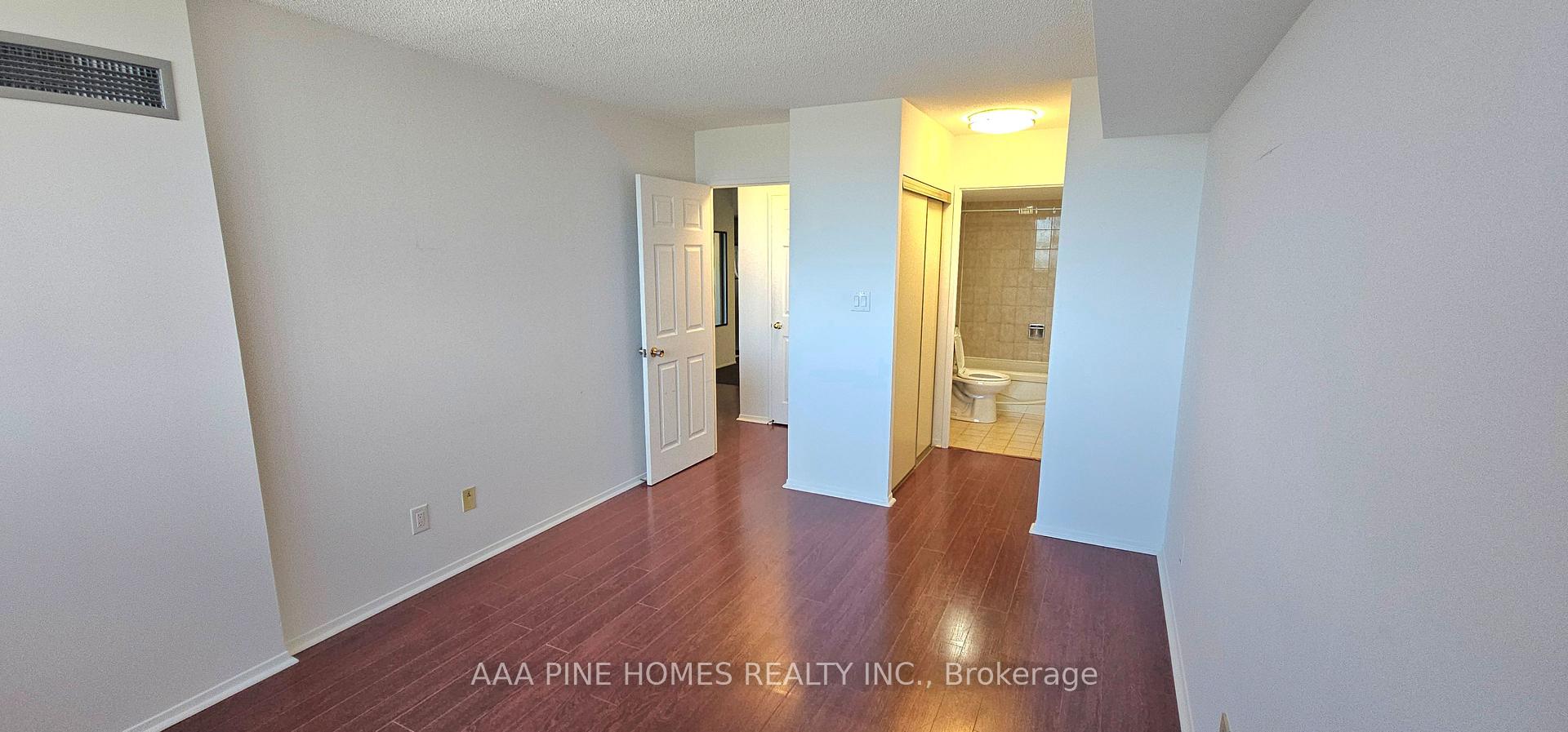 Photo 3 of Unit 1702, 30 Thunder Grove, Scarborough, Agincourt North — HOMEH