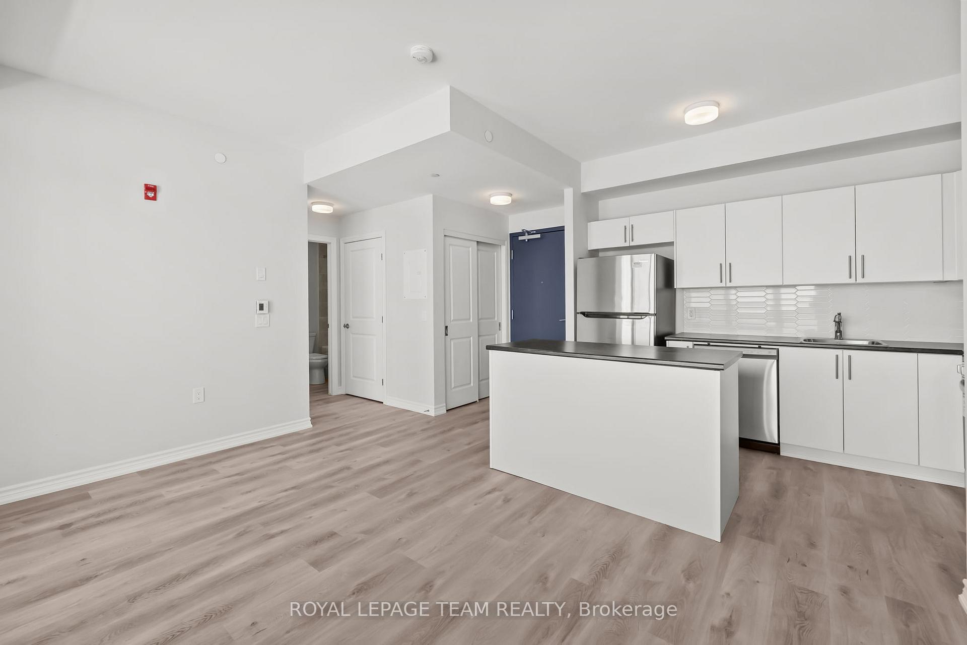 Photo 4 of Unit 601, 397 Codds Road, Ottawa, CFB Rockcliffe and Area — HOMEH