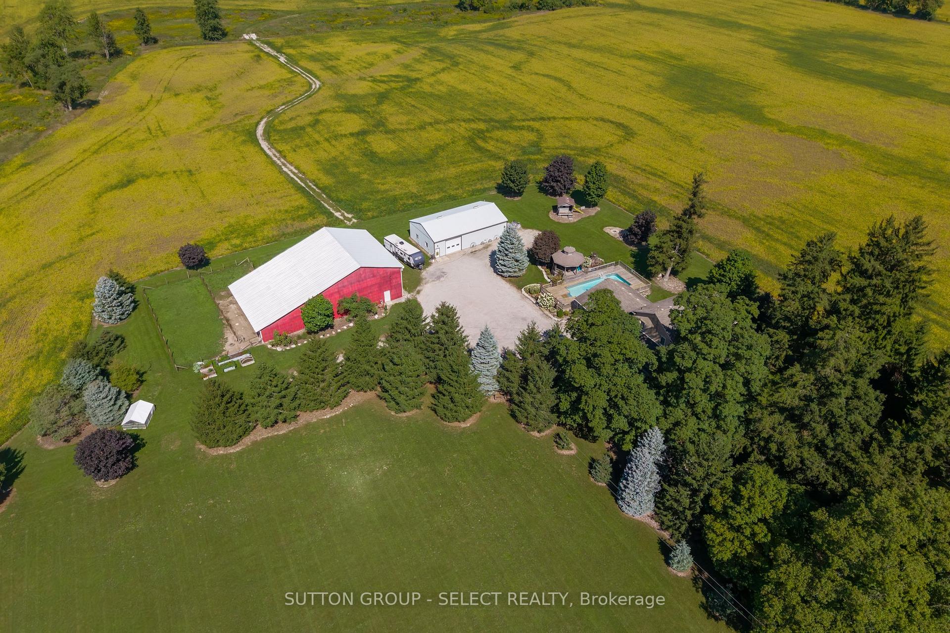 Photo 5 of 10072 Argyle Street, North Middlesex, Rural North Middlesex — HOMEH