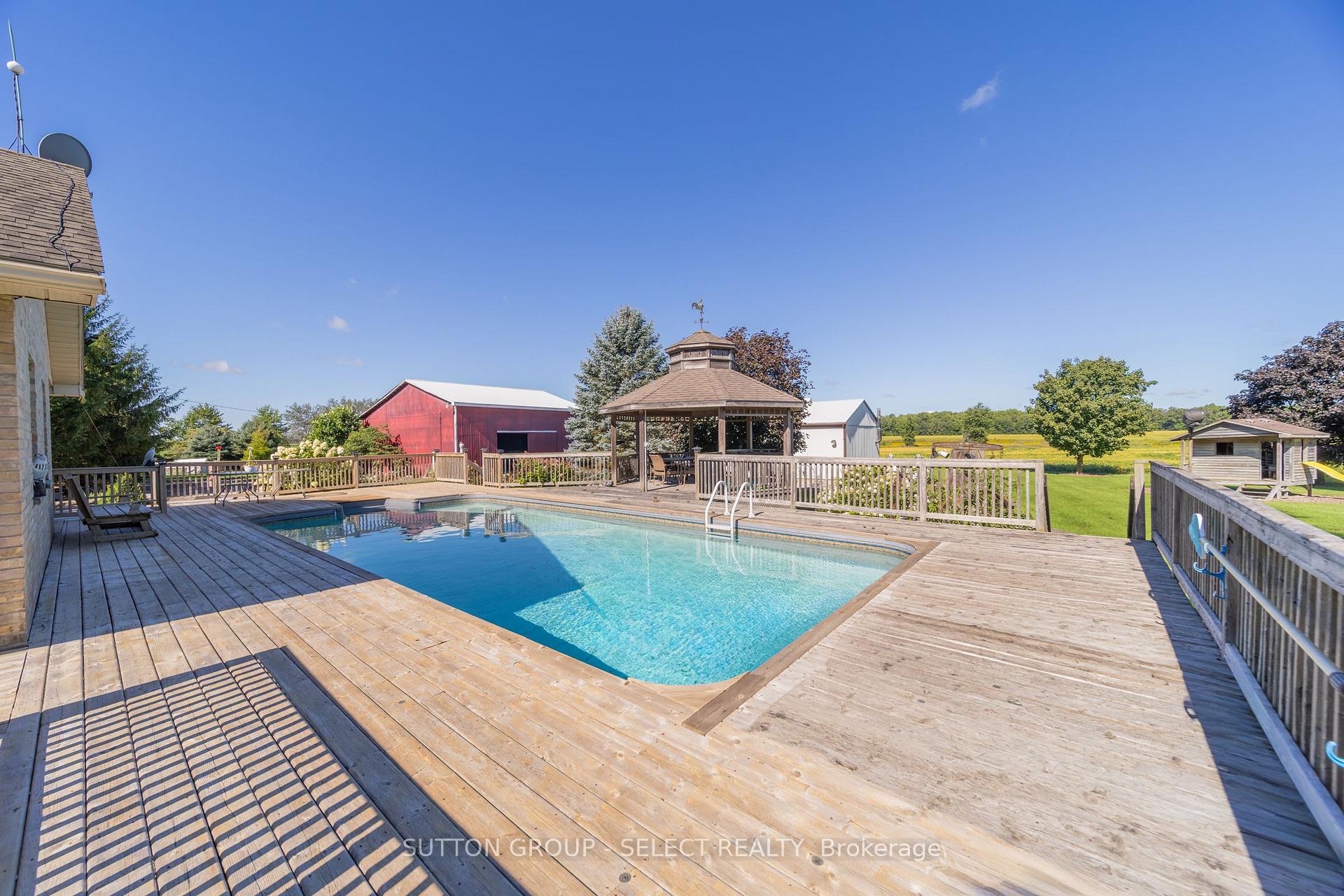 Photo 8 of 10072 Argyle Street, North Middlesex, Rural North Middlesex — HOMEH