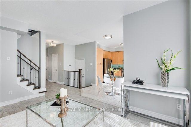 Photo 6 of 29 Davidoff Street, Markham, Wismer — HOMEH