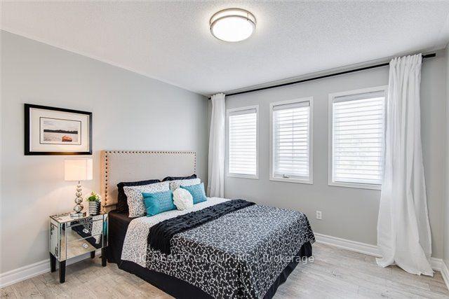 Photo 12 of 29 Davidoff Street, Markham, Wismer — HOMEH