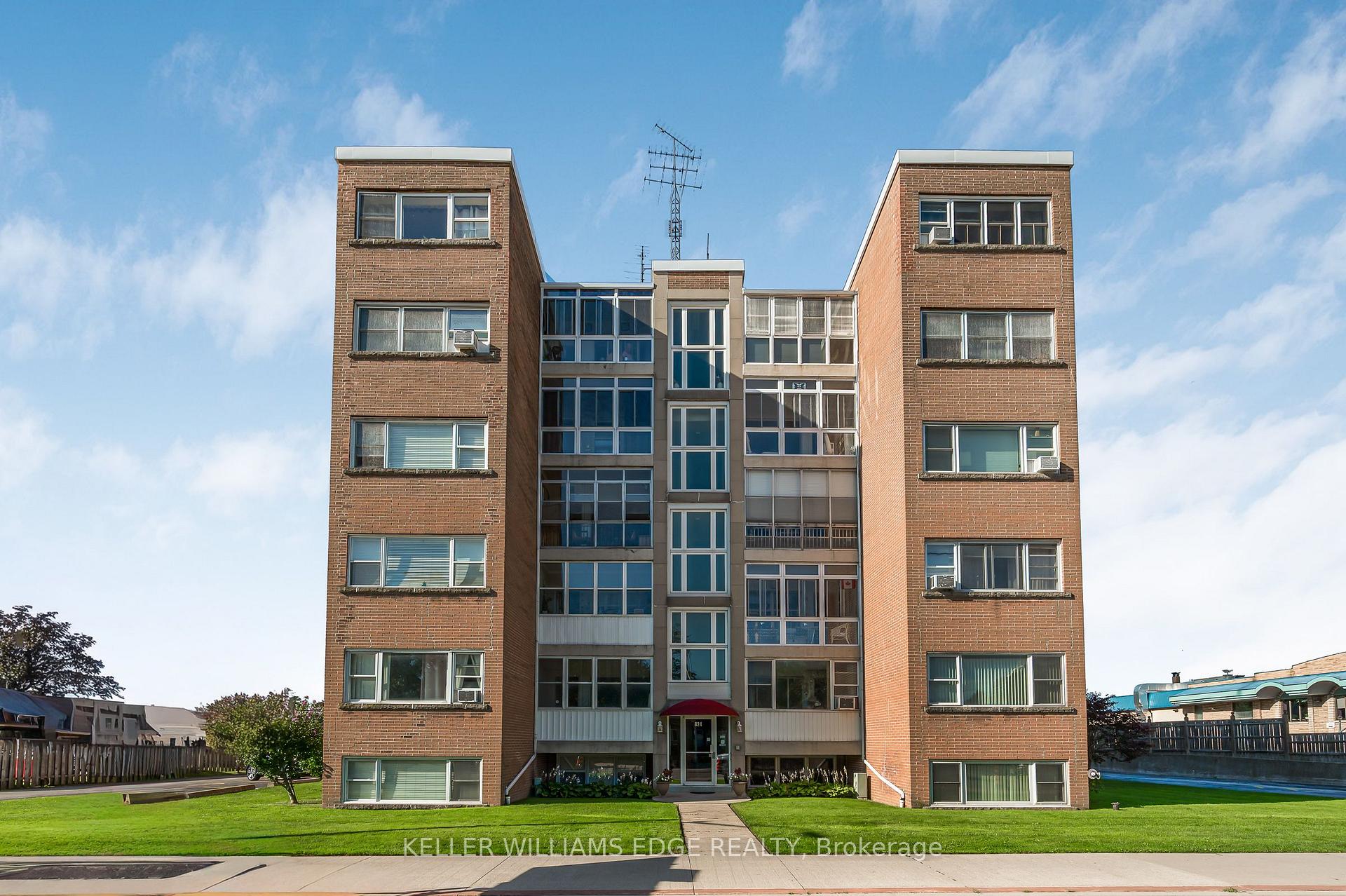 Photo of Unit 9, 824 Brant Street