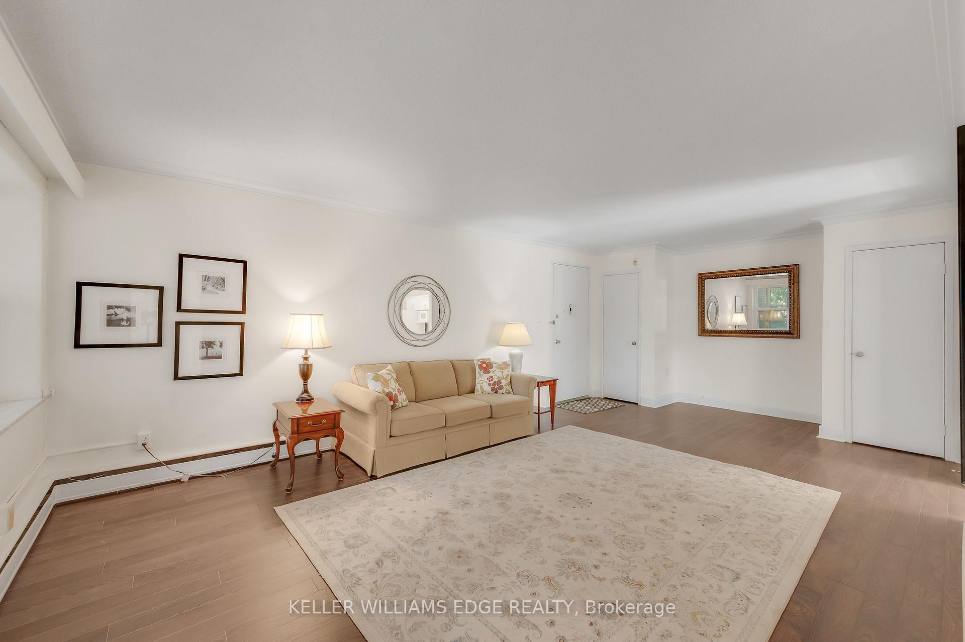 Photo 10 of Unit 9, 824 Brant Street, Burlington, Brant — HOMEH