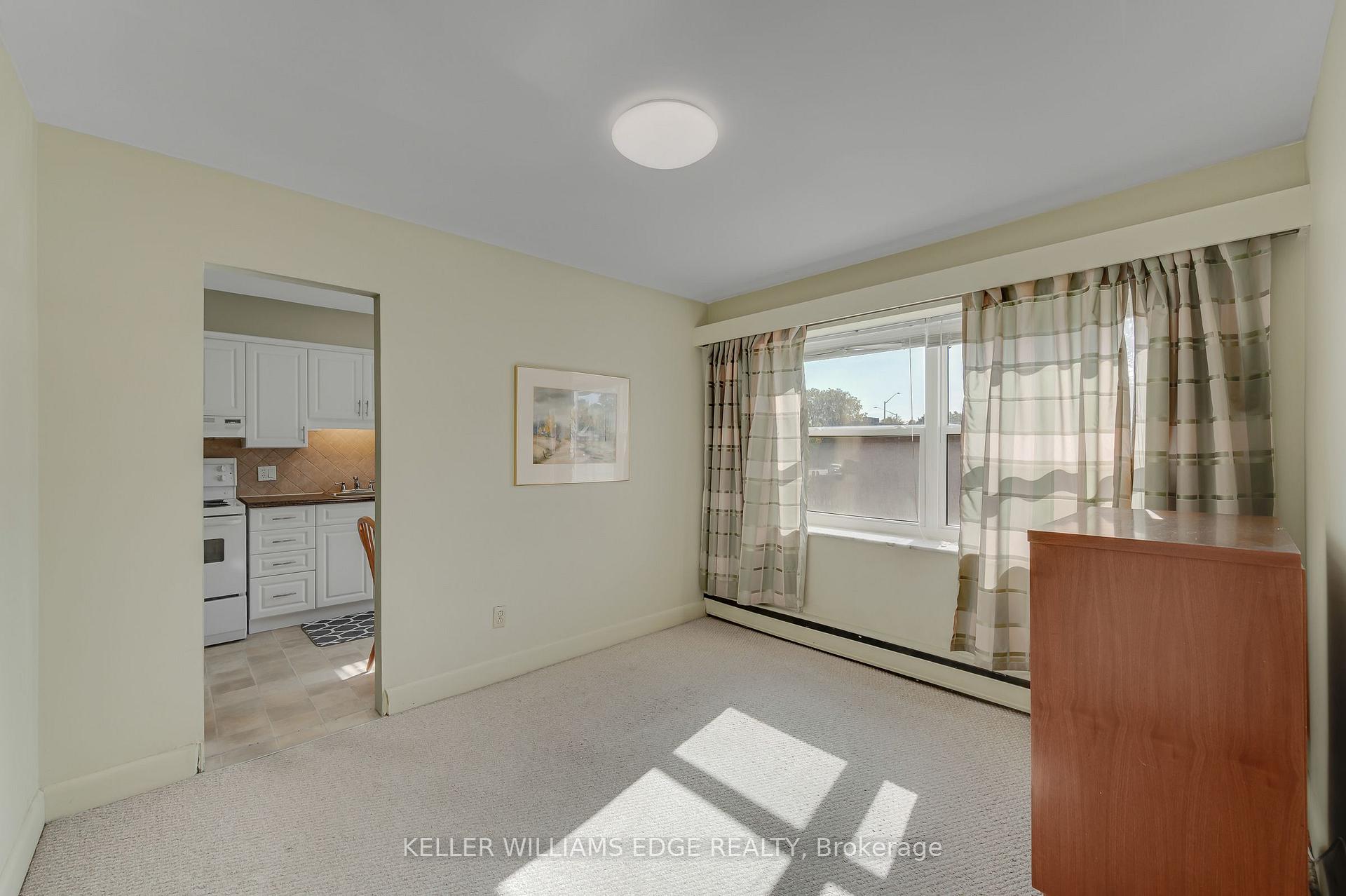 Photo 14 of Unit 9, 824 Brant Street, Burlington, Brant — HOMEH