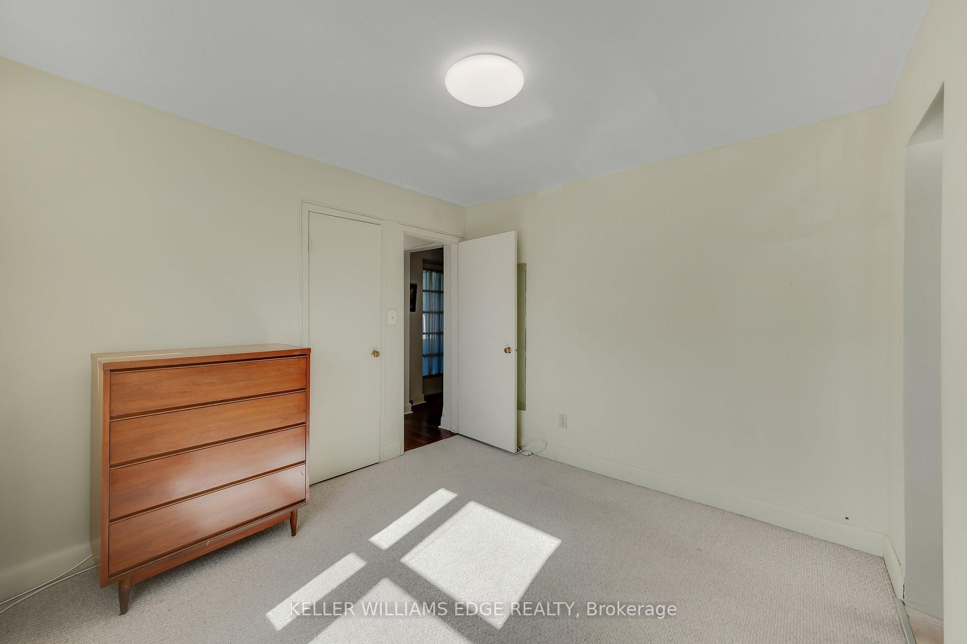 Photo 15 of Unit 9, 824 Brant Street, Burlington, Brant — HOMEH