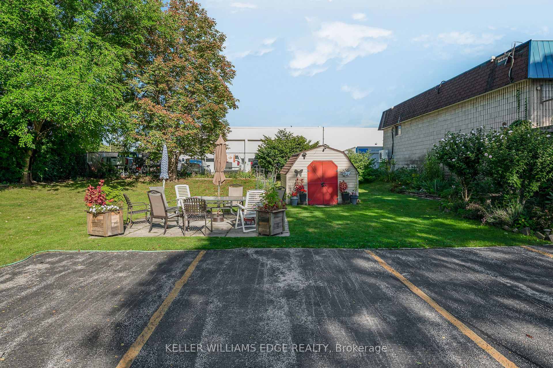Photo 30 of Unit 9, 824 Brant Street, Burlington, Brant — HOMEH