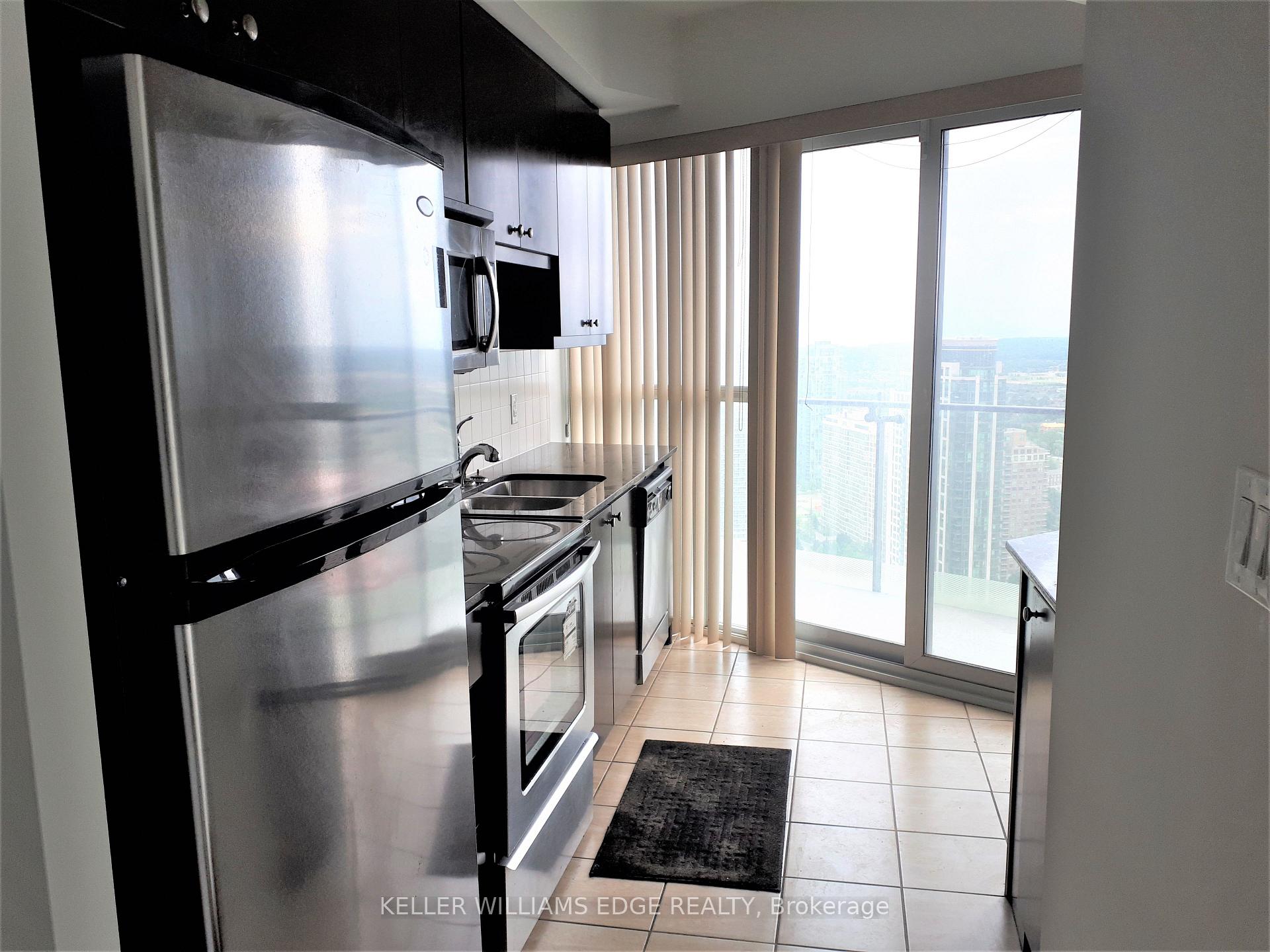 Photo 8 of Unit 3906, 50 Absolute Avenue E, Mississauga, City Centre — HOMEH