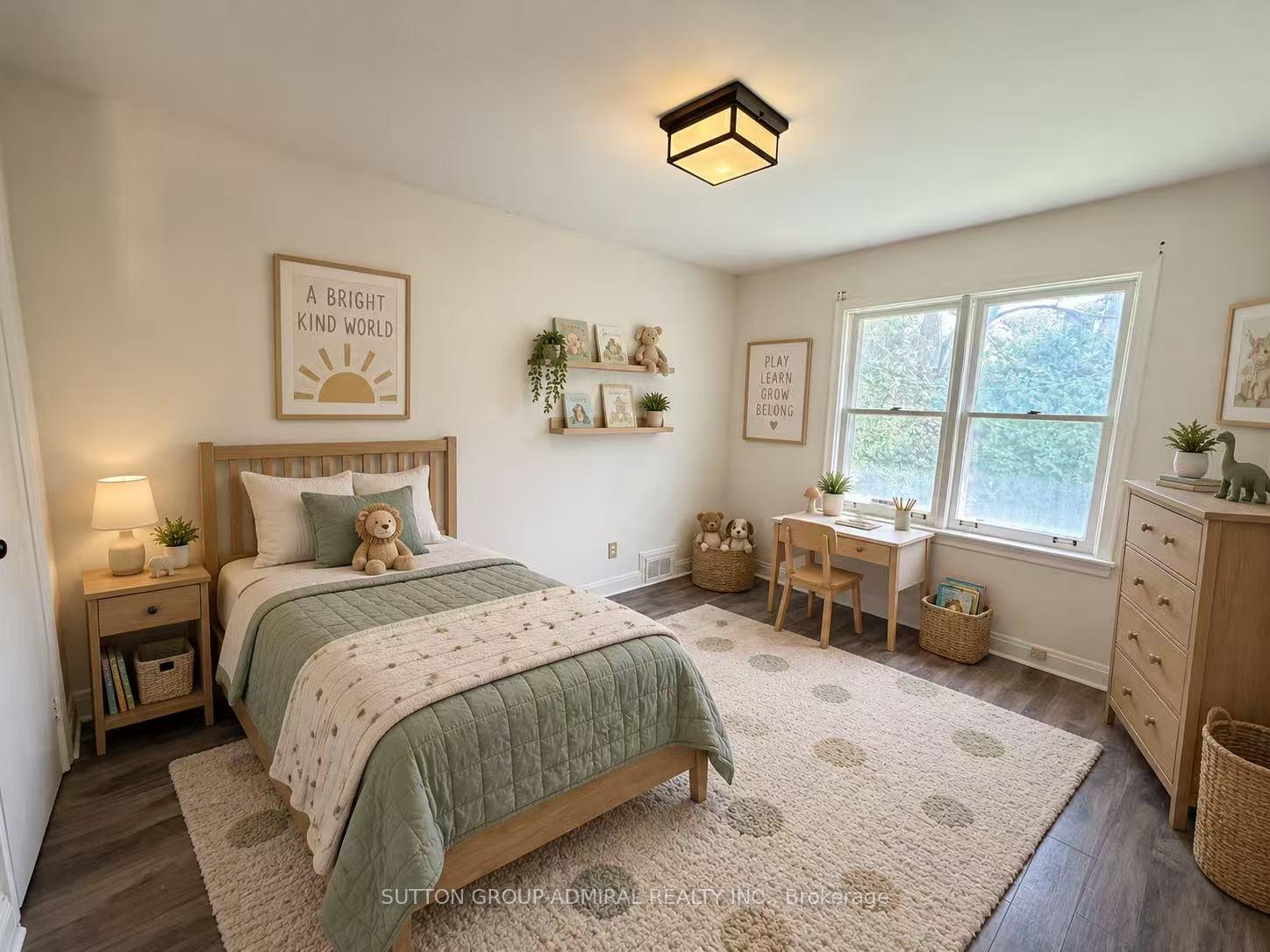 Photo 6 of 119 Caribou Road, Toronto, Bedford Park-Nortown — HOMEH