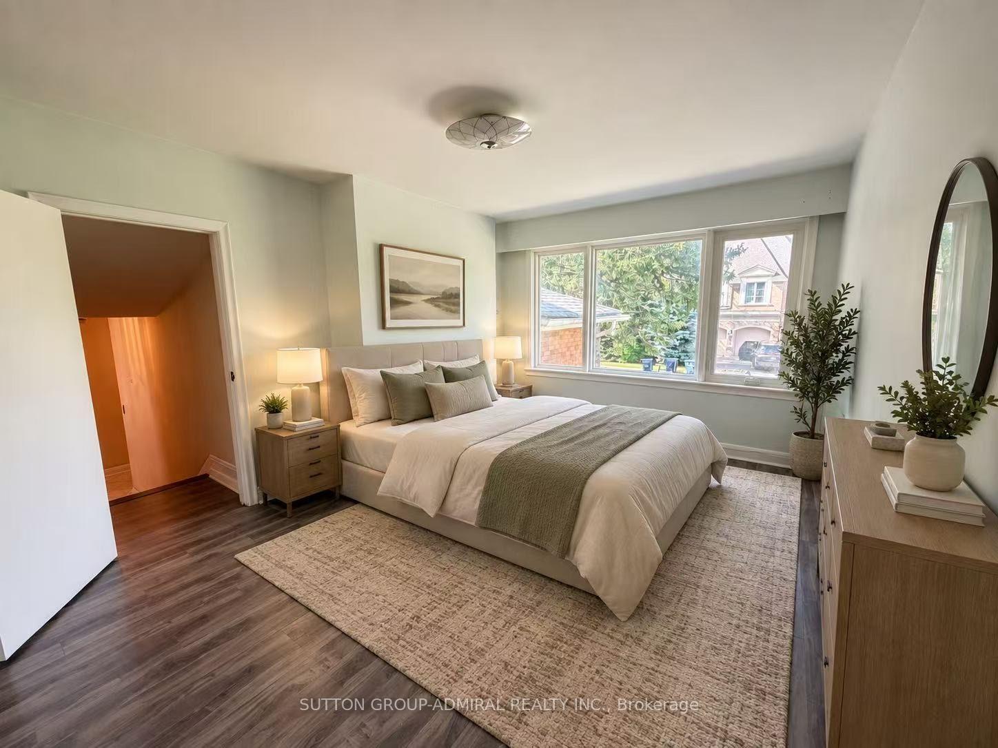 Photo 7 of 119 Caribou Road, Toronto, Bedford Park-Nortown — HOMEH