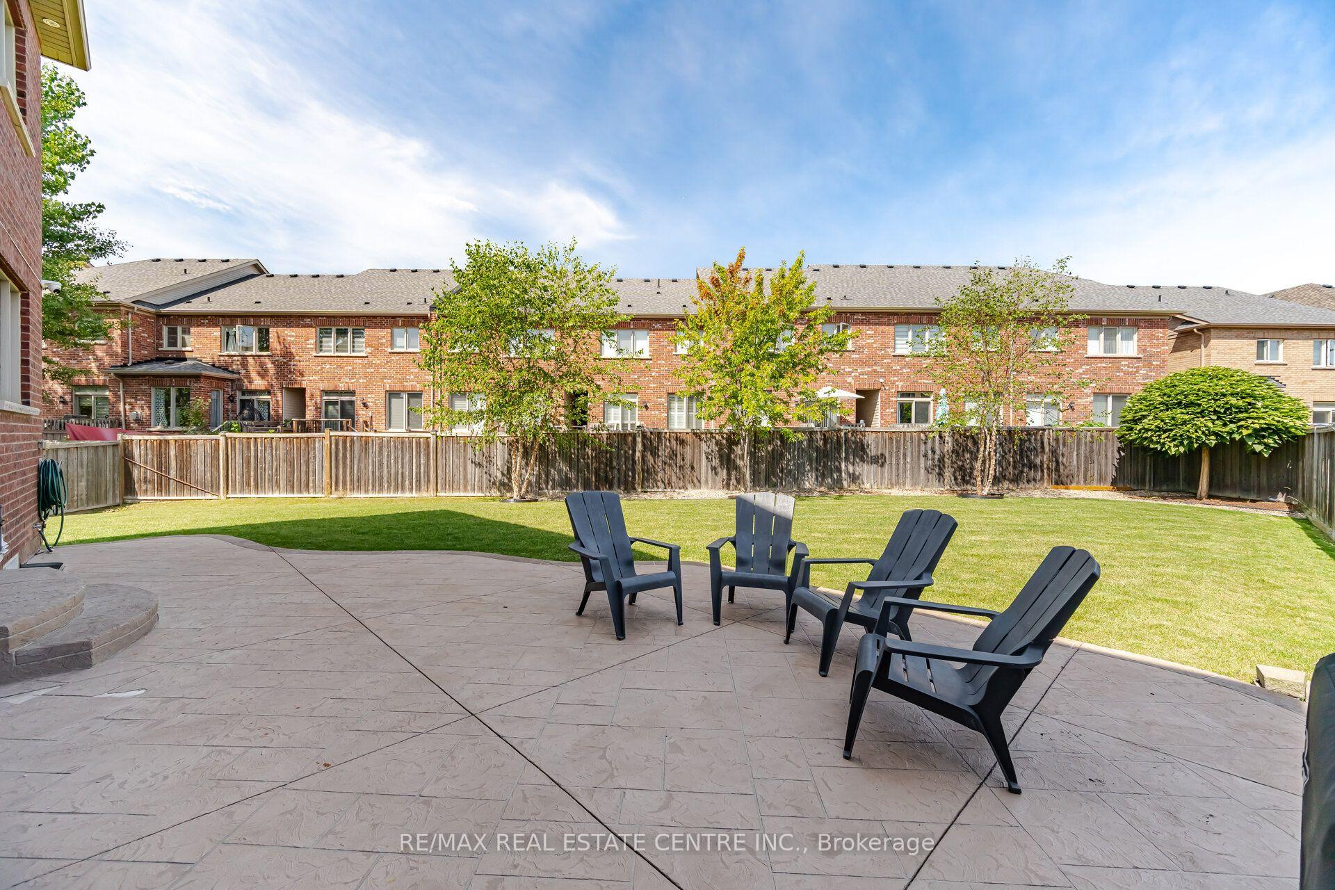 Photo 40 of 13 Goodsway Trail, Brampton, Northwest Brampton — HOMEH