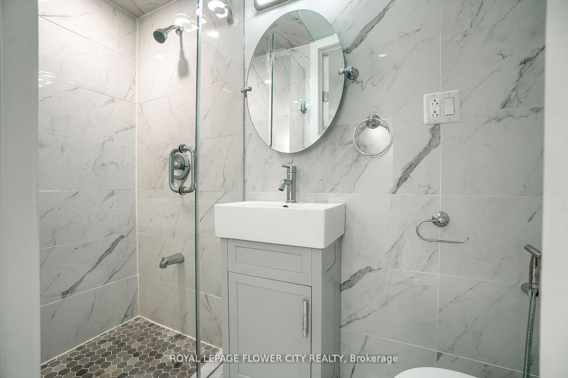 Photo 10 of Unit Basement, 12 Gondola Crescent, Brampton, Northgate — HOMEH