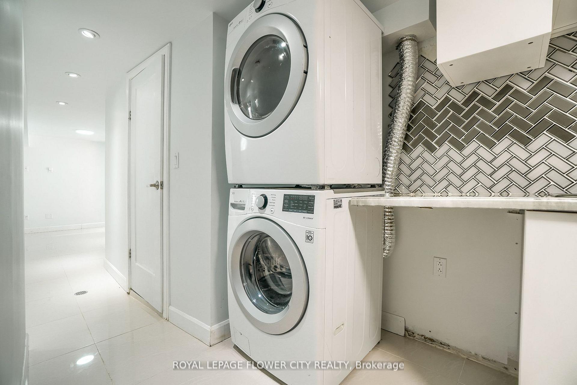 Photo 11 of Unit Basement, 12 Gondola Crescent, Brampton, Northgate — HOMEH