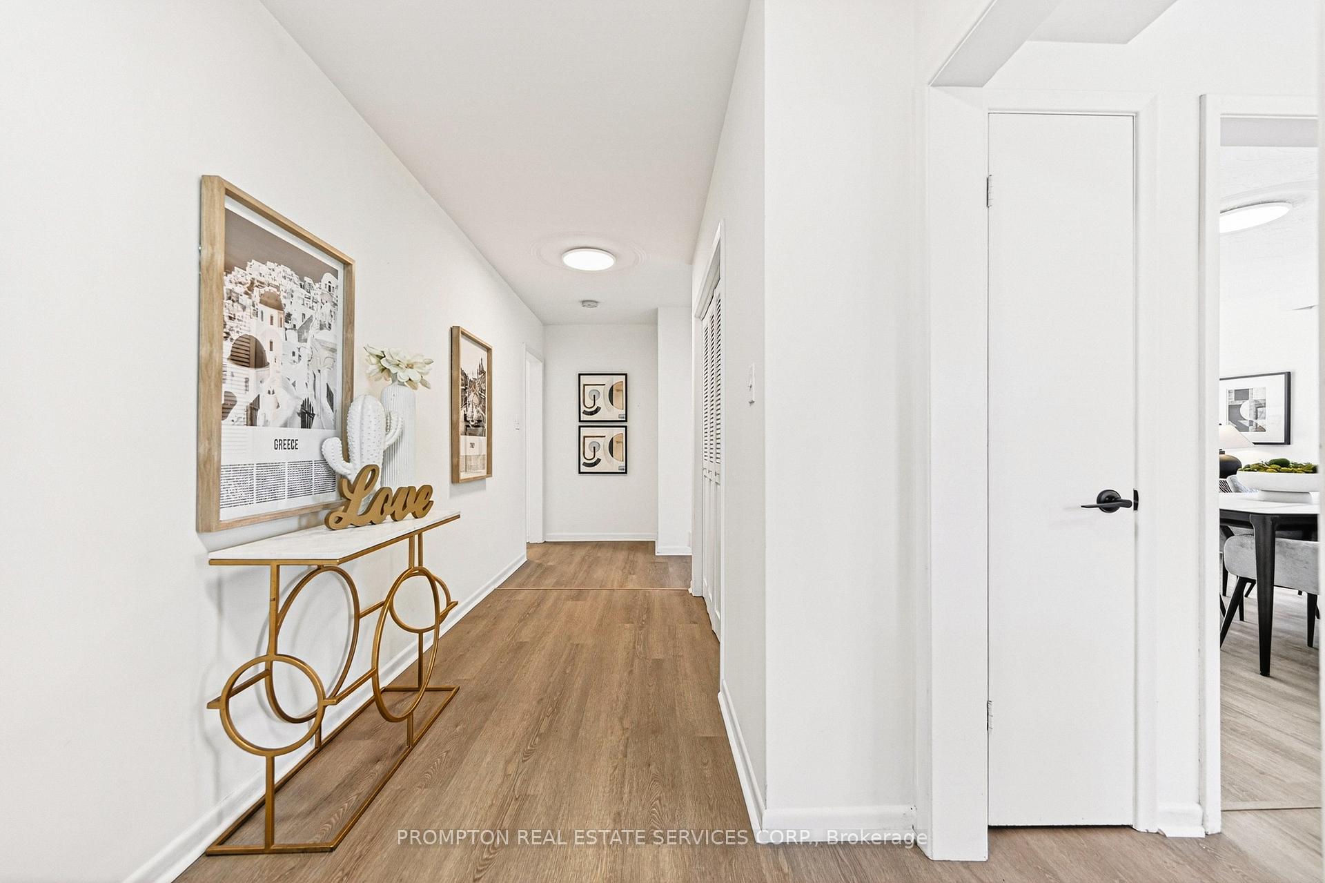 Photo 3 of 81 Maxome Avenue, North York, Newtonbrook East — HOMEH