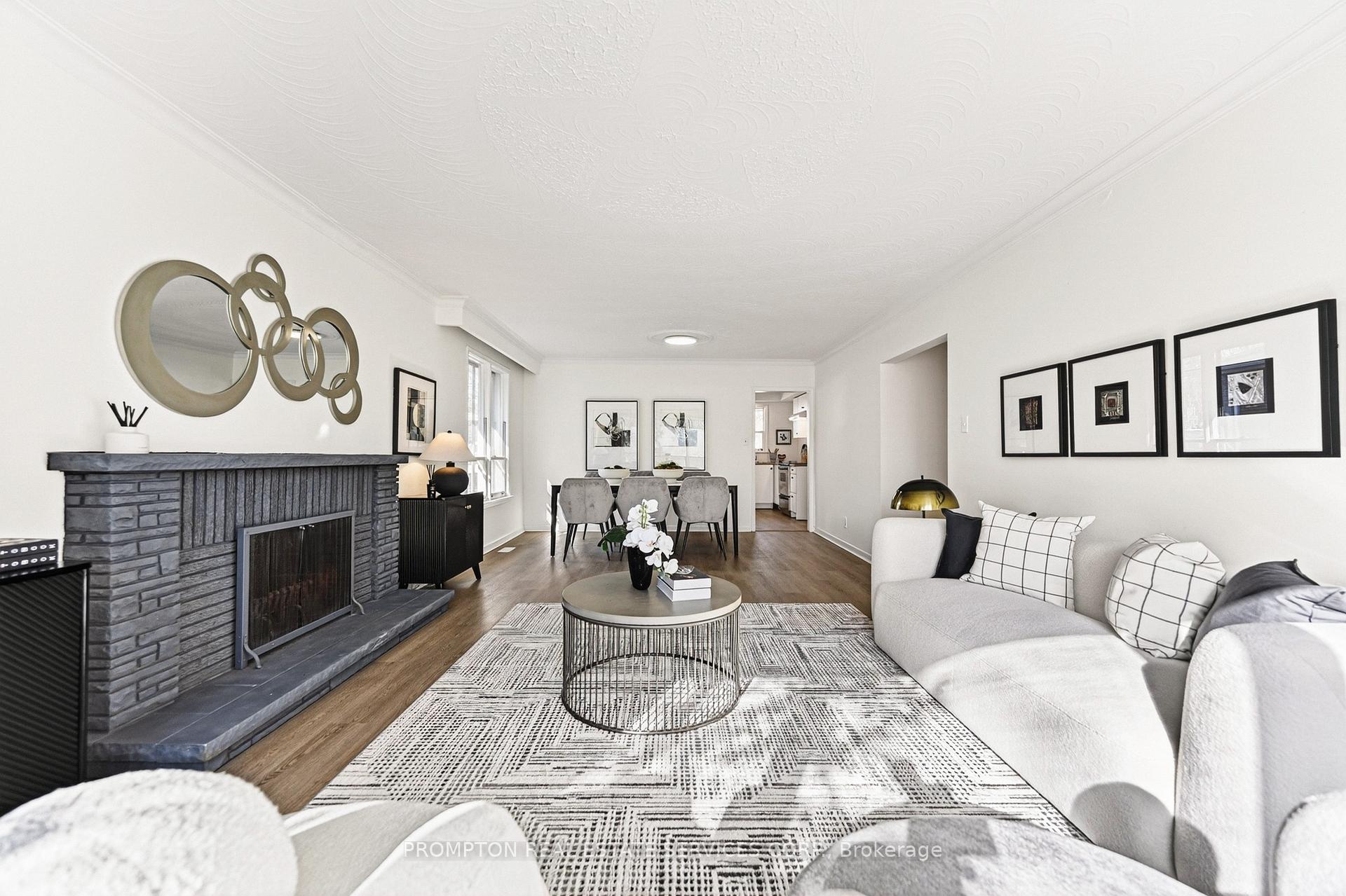 Photo 11 of 81 Maxome Avenue, North York, Newtonbrook East — HOMEH
