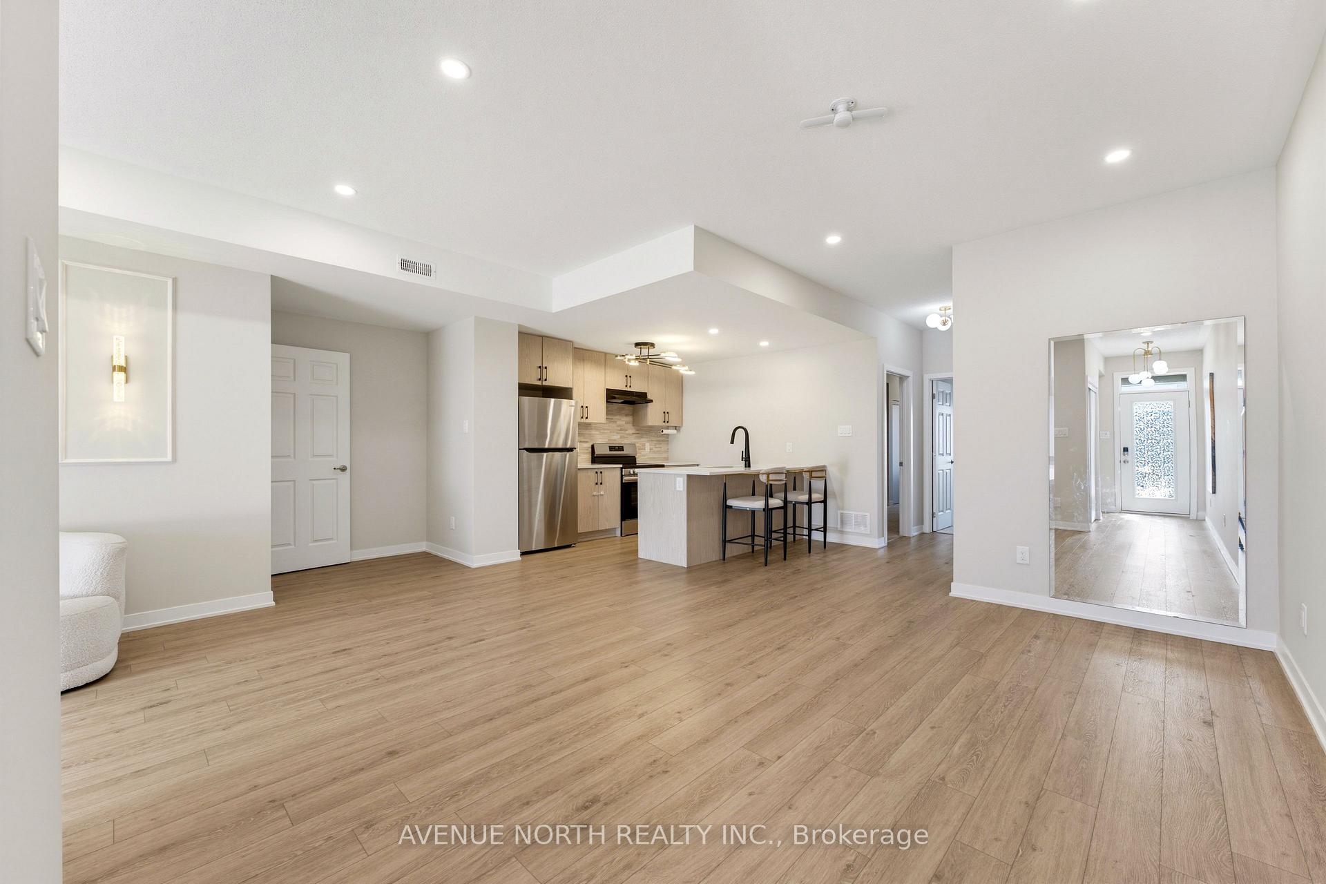 Photo 8 of 606 Parnian Private, Ottawa, Barrhaven - Half Moon Bay — HOMEH