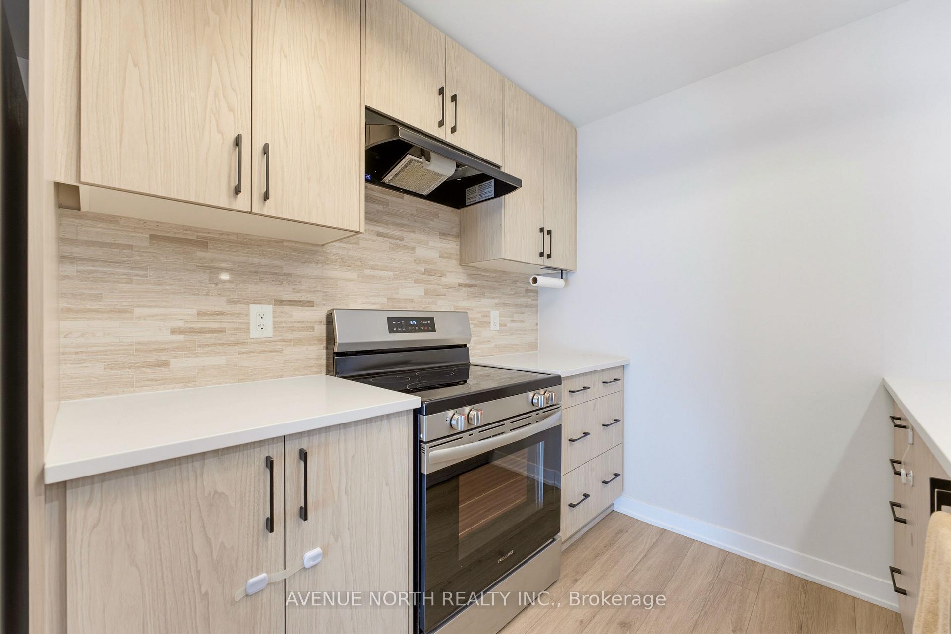 Photo 14 of 606 Parnian Private, Ottawa, Barrhaven - Half Moon Bay — HOMEH