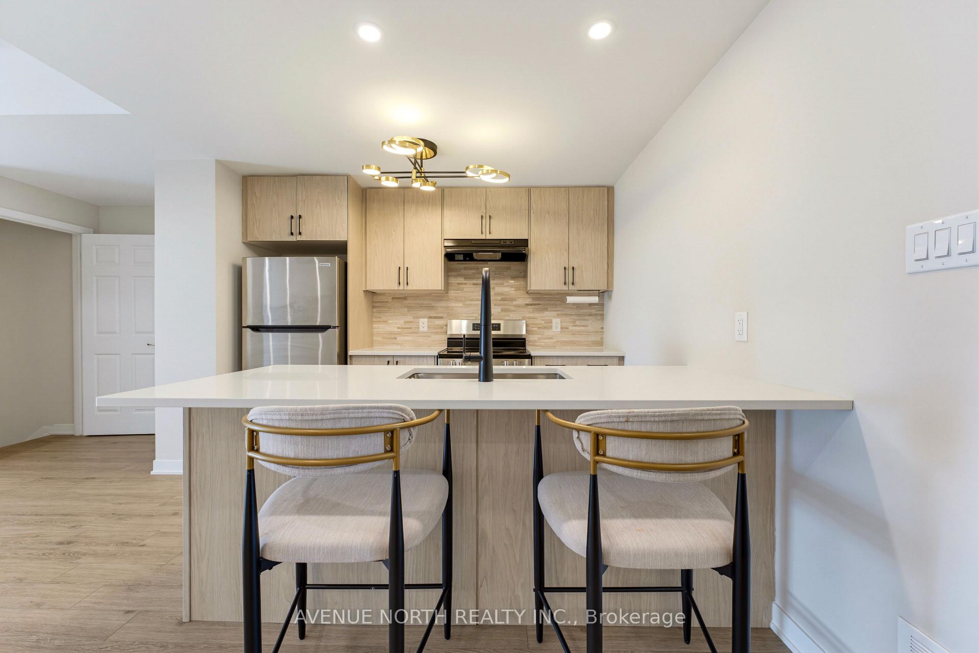 Photo 16 of 606 Parnian Private, Ottawa, Barrhaven - Half Moon Bay — HOMEH