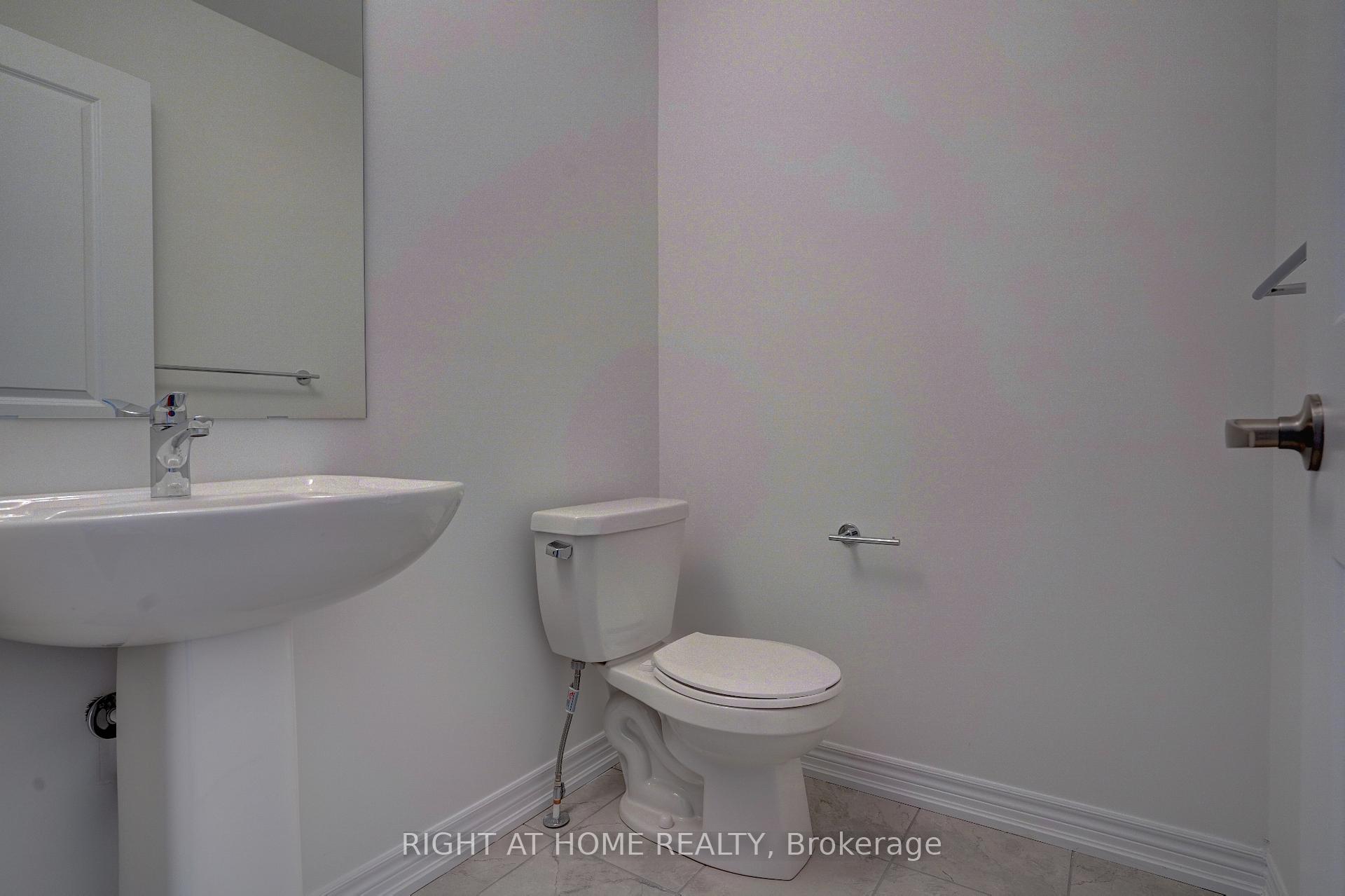 Photo 11 of 2038 Cameron Lott Crescent, Oshawa, Kedron — HOMEH