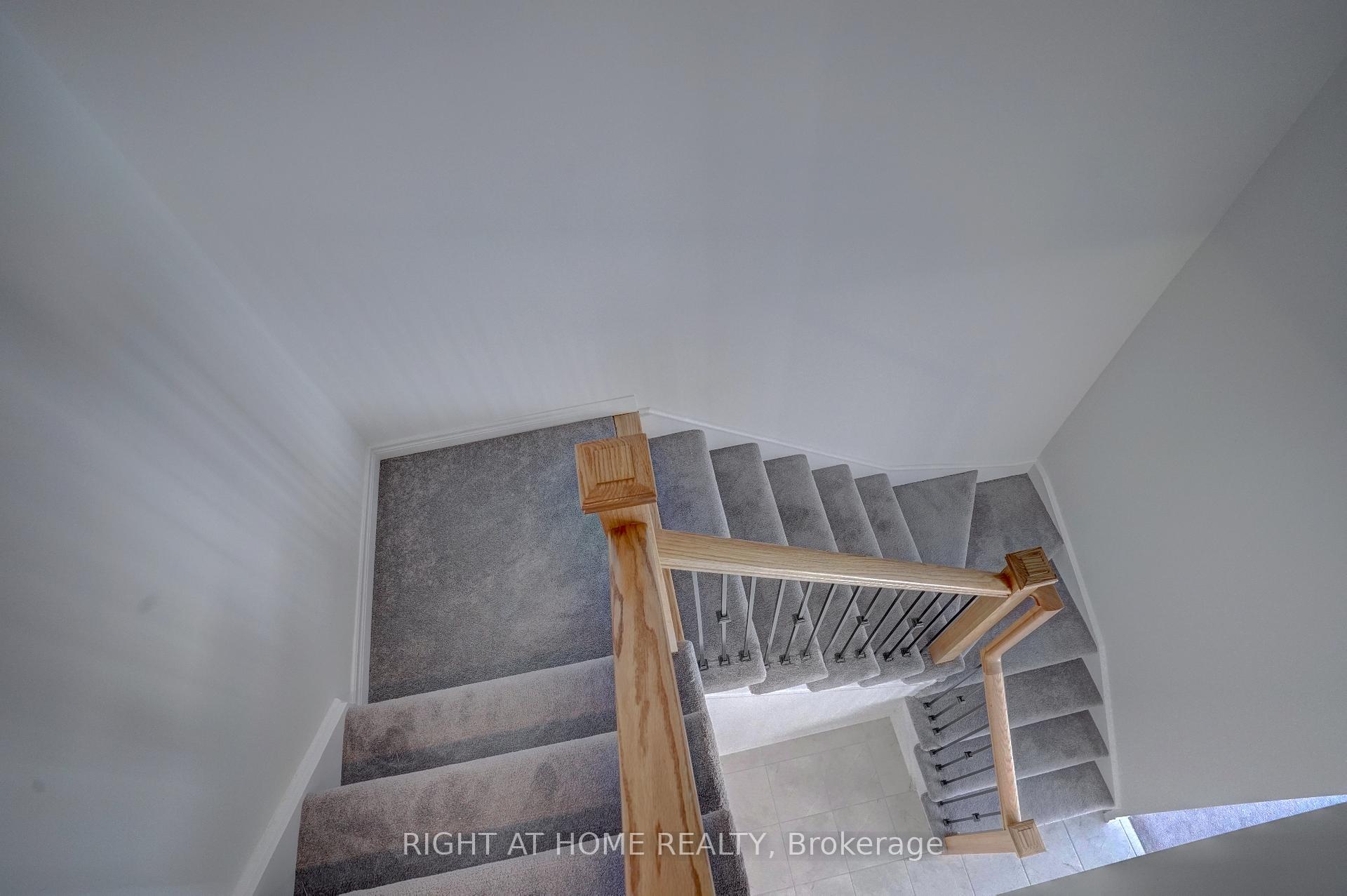 Photo 13 of 2038 Cameron Lott Crescent, Oshawa, Kedron — HOMEH