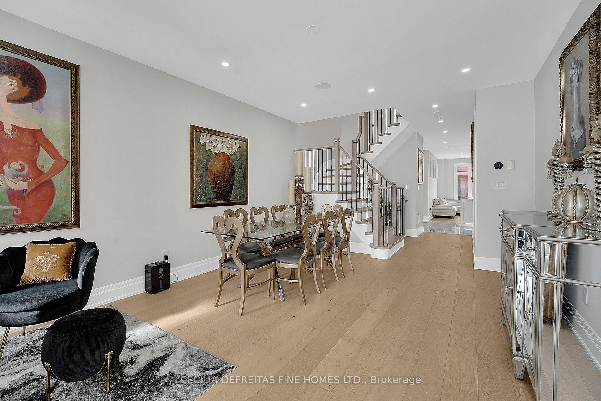Photo 5 of 109 Alex Campbell Crescent, King, King City — HOMEH