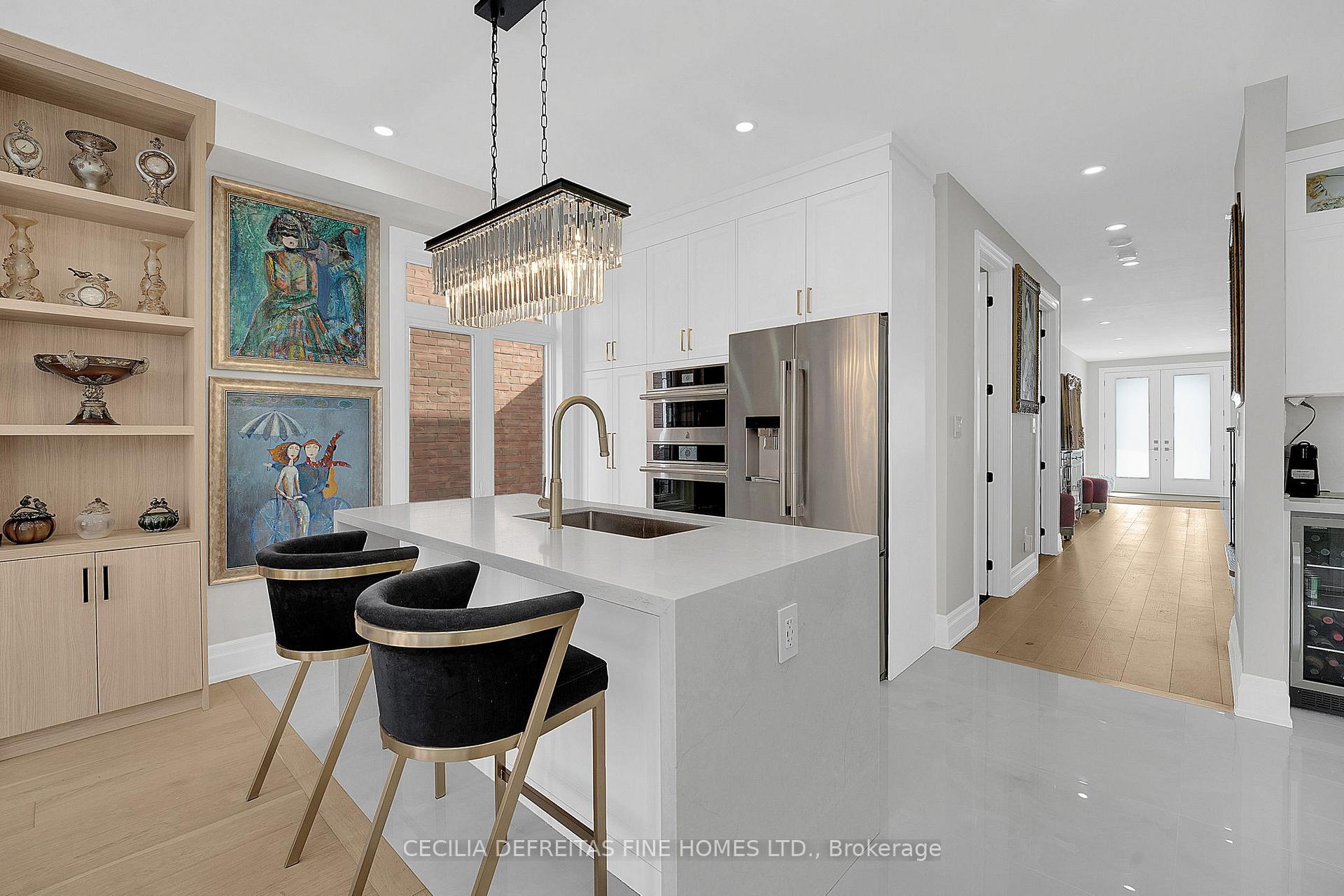Photo 15 of 109 Alex Campbell Crescent, King, King City — HOMEH