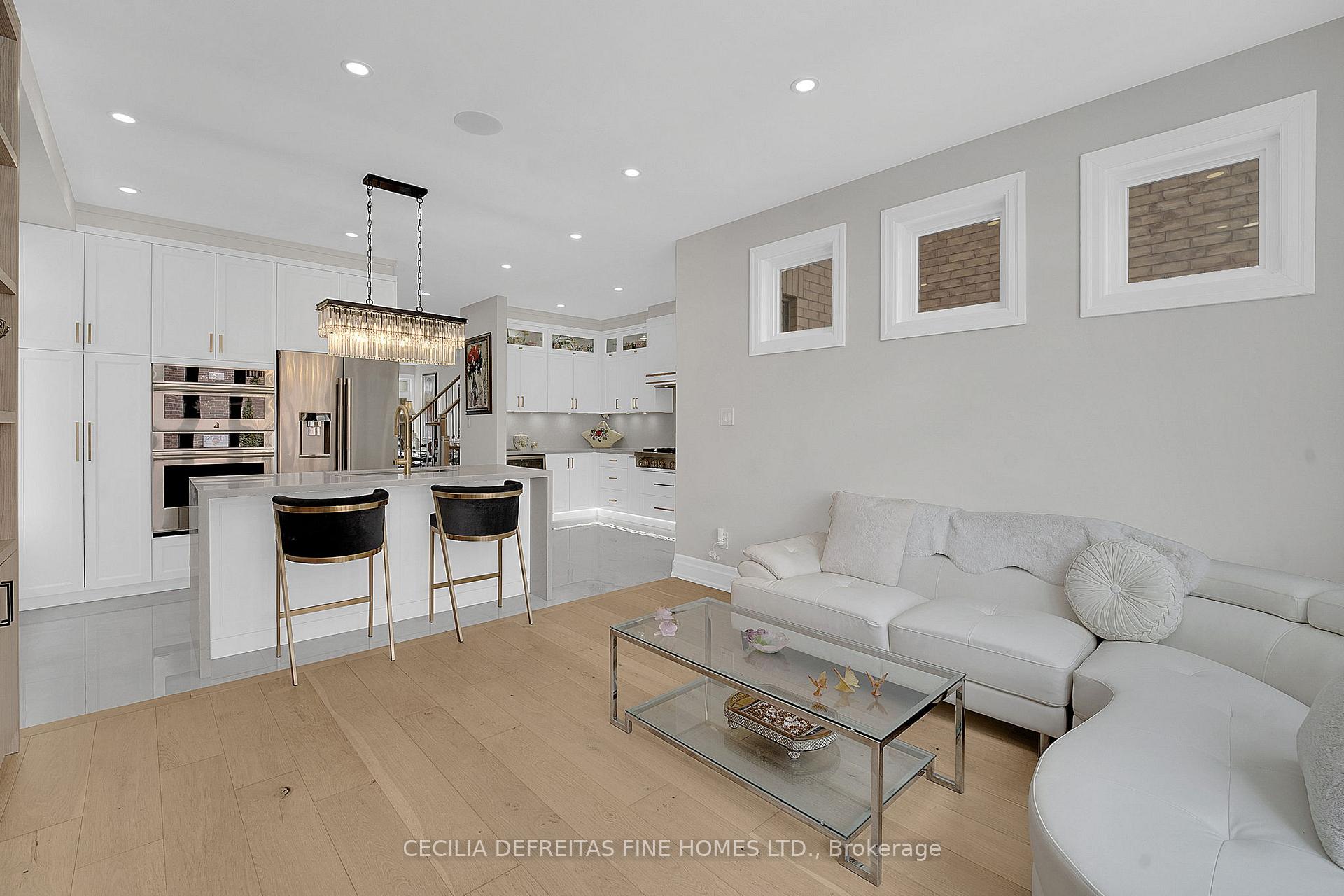 Photo 19 of 109 Alex Campbell Crescent, King, King City — HOMEH