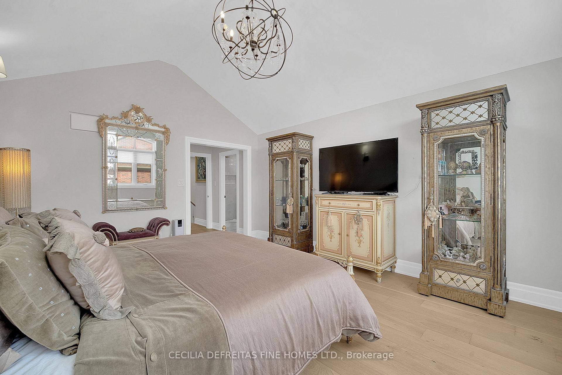 Photo 26 of 109 Alex Campbell Crescent, King, King City — HOMEH