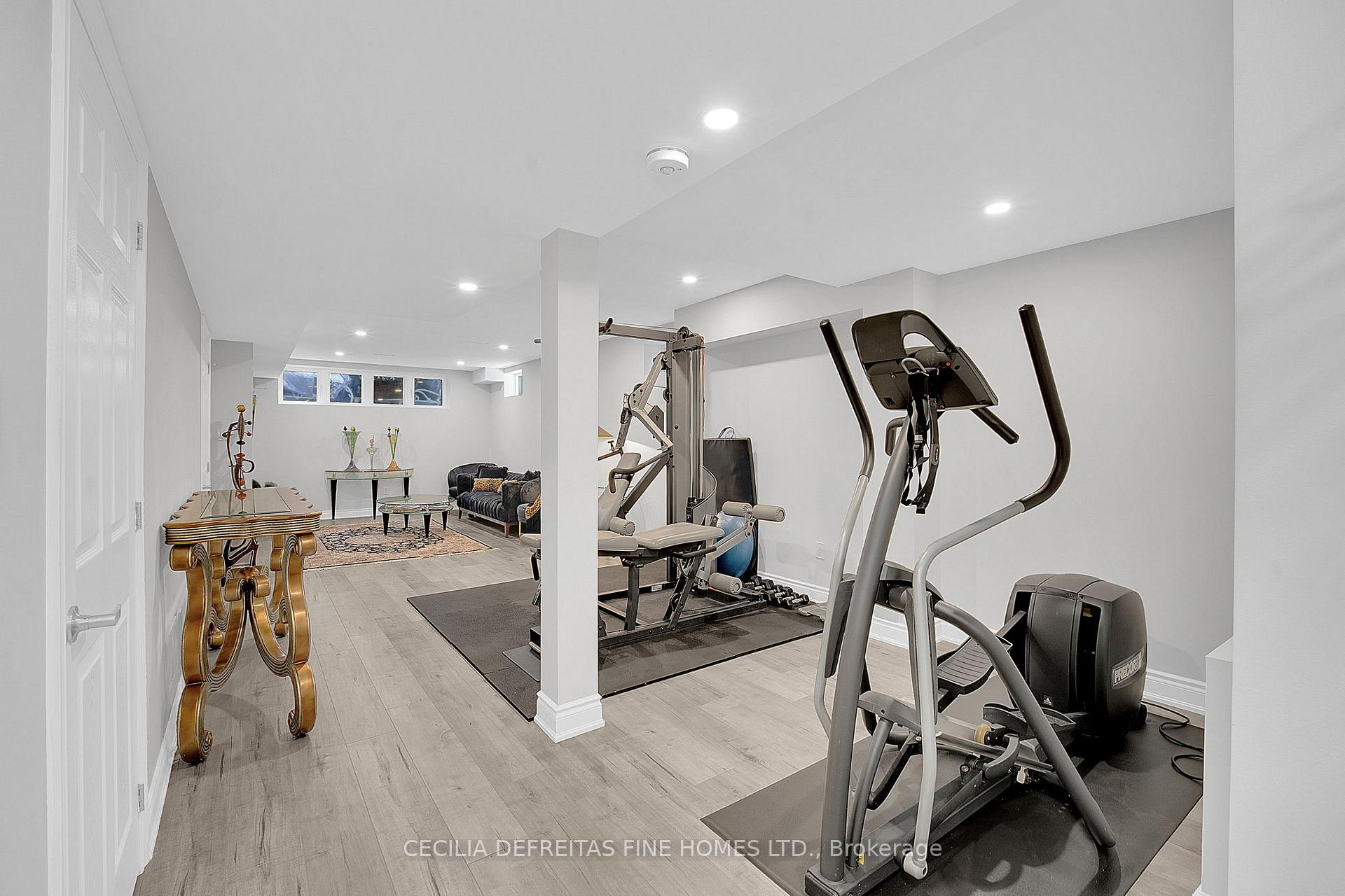 Photo 39 of 109 Alex Campbell Crescent, King, King City — HOMEH